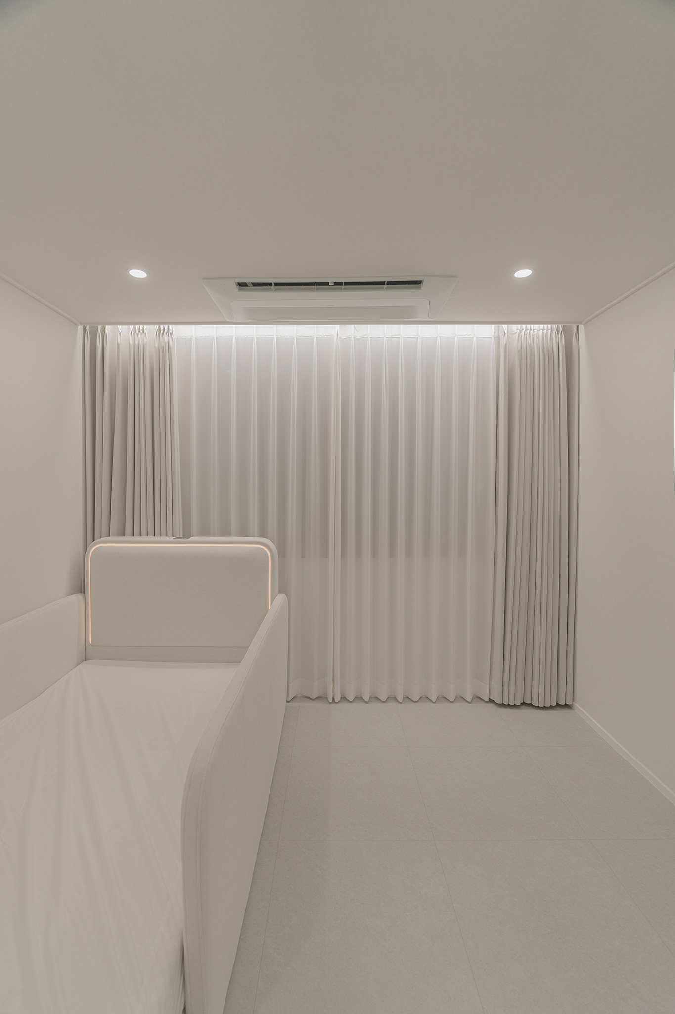 /user/i/idamdesign/editor/2601/bc9e26da09ce0e039906cd8422b728aa_1768531296_6105.jpg 이미지크게보기