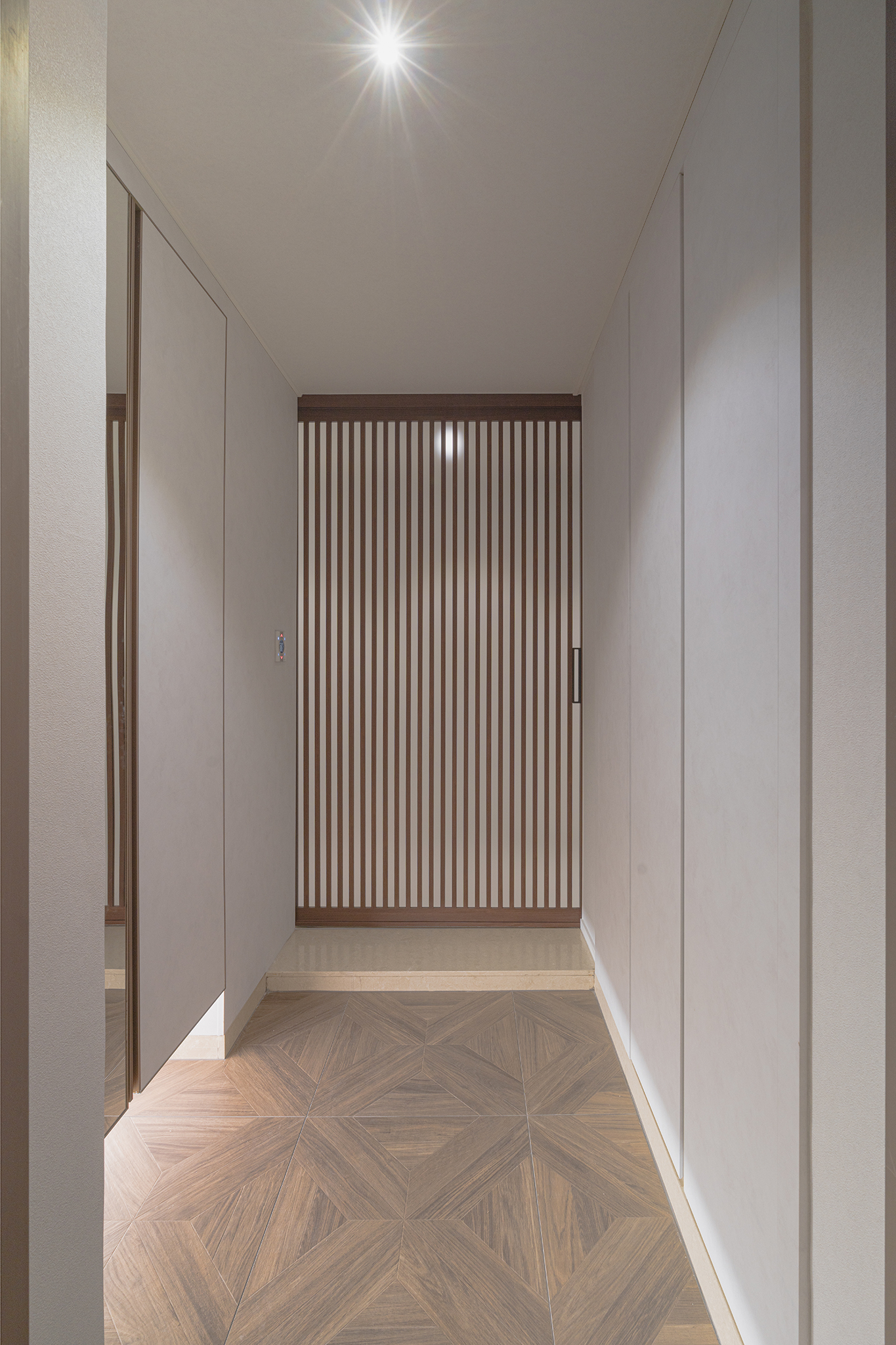 /user/i/idamdesign/editor/2601/bc9e26da09ce0e039906cd8422b728aa_1768531317_0992.jpg 이미지크게보기