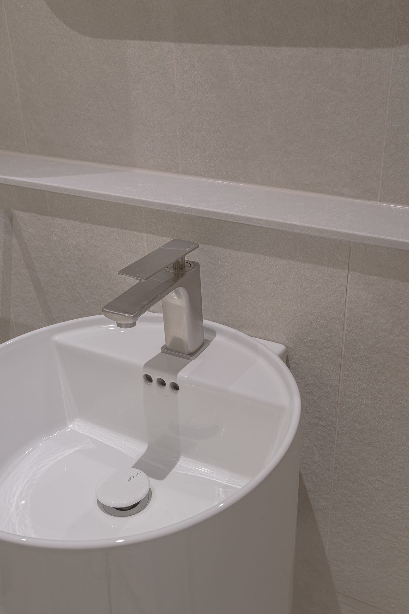 /user/i/idamdesign/editor/2601/bc9e26da09ce0e039906cd8422b728aa_1768531319_4235.jpg 이미지크게보기