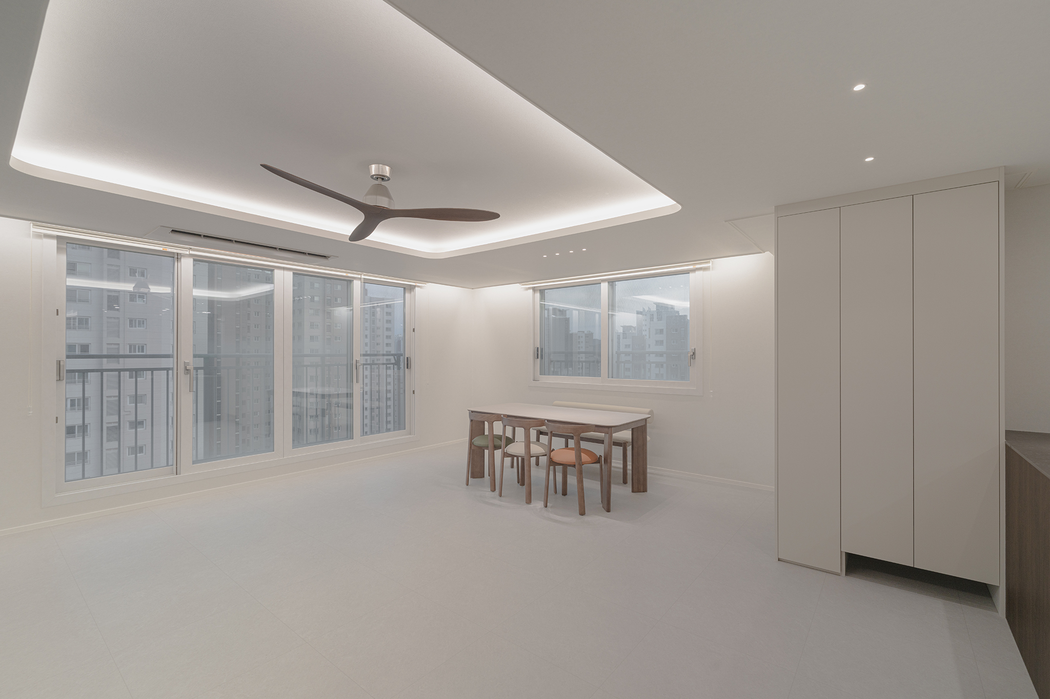 /user/i/idamdesign/editor/2601/bc9e26da09ce0e039906cd8422b728aa_1768531329_8596.jpg 이미지크게보기