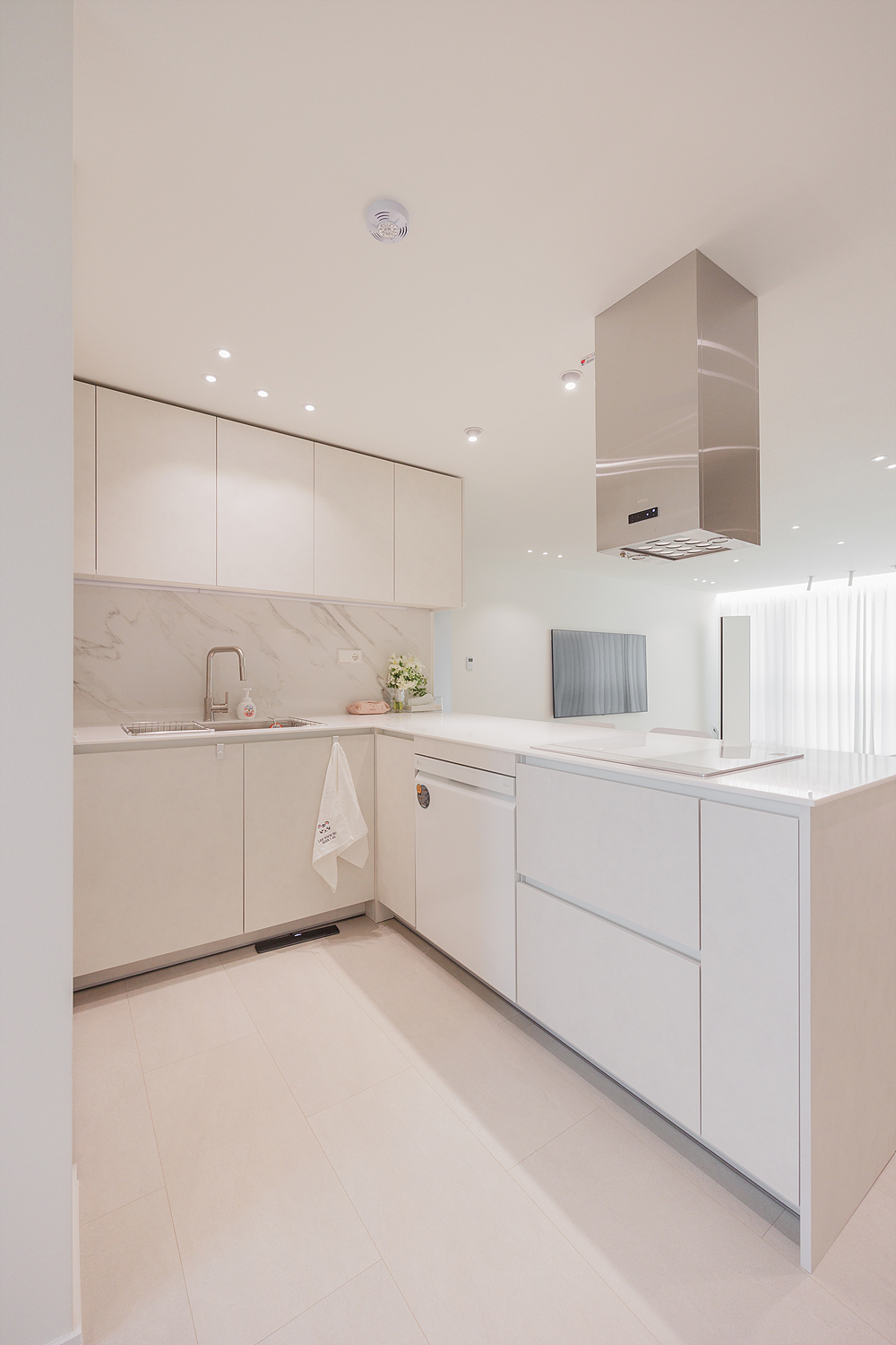 /user/i/idamdesign/editor/2601/ce22c49e99e413b292331b25e46be26c_1769400183_3048.jpg 이미지크게보기