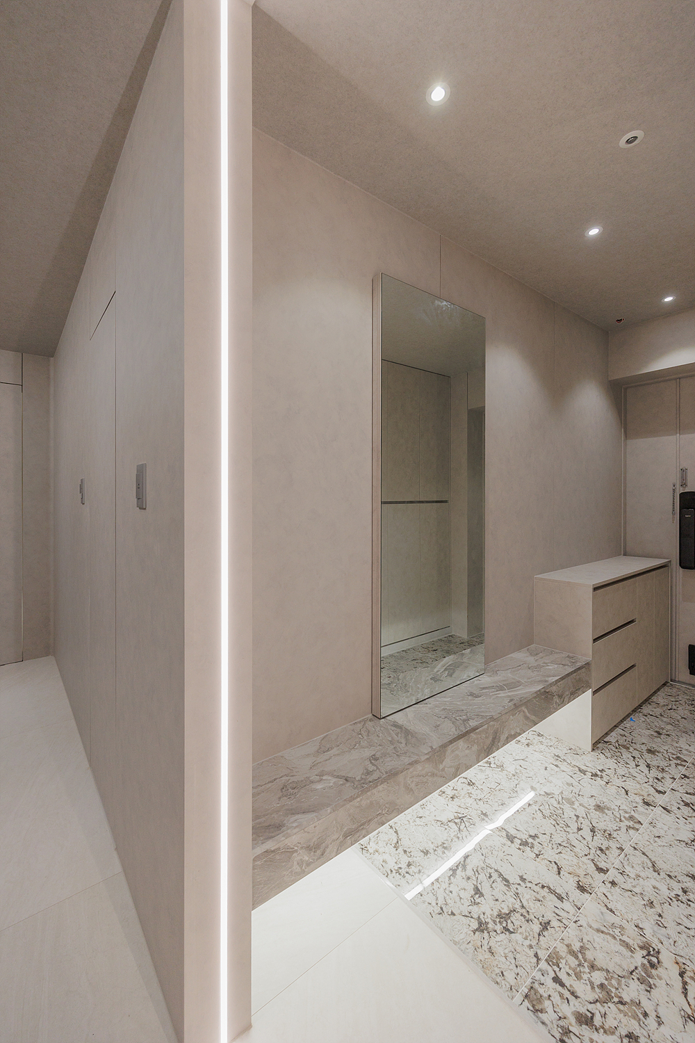 /user/i/idamdesign/editor/2602/263c73812c8066c60c61e64886b28d0d_1771556031_3294.jpg 이미지크게보기