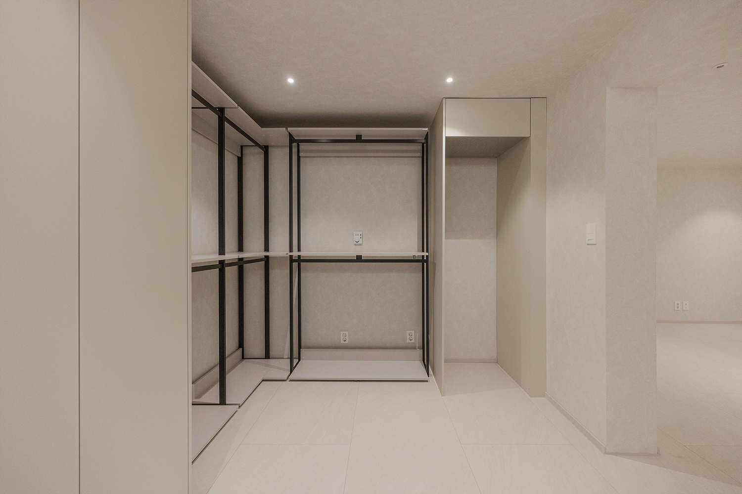 /user/i/idamdesign/editor/2602/263c73812c8066c60c61e64886b28d0d_1771556276_4955.jpg 이미지크게보기
