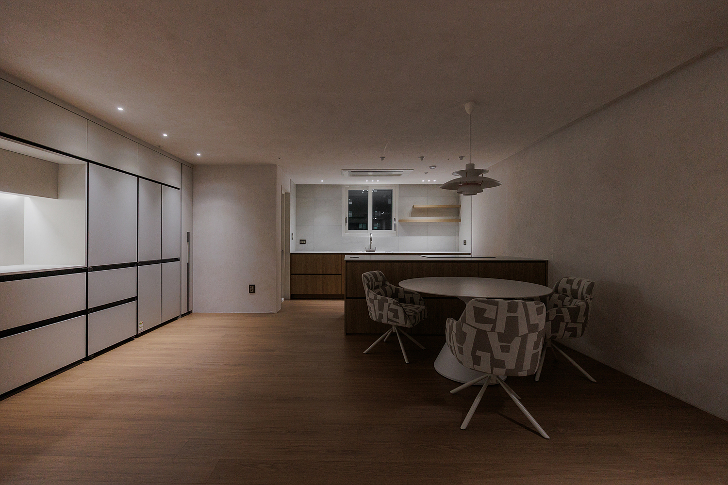 /user/i/idamdesign/editor/2602/6583b55c8668208cefed2defe122ec46_1770010333_3379.jpg 이미지크게보기