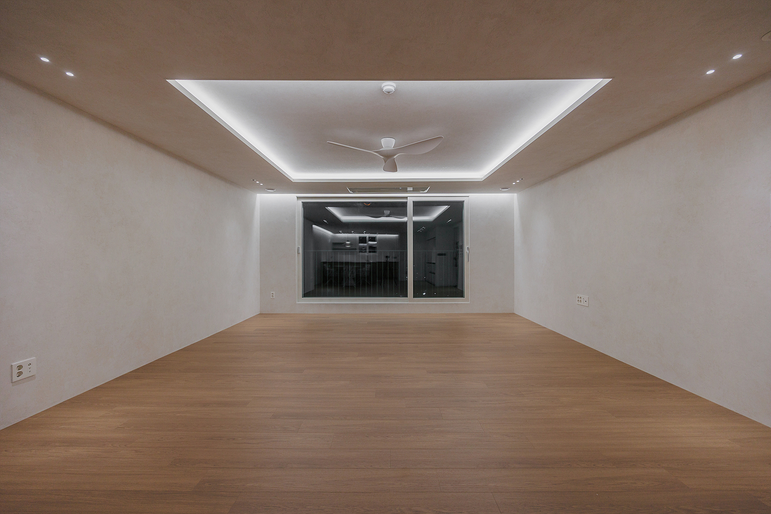 /user/i/idamdesign/editor/2602/6583b55c8668208cefed2defe122ec46_1770010342_1652.jpg 이미지크게보기