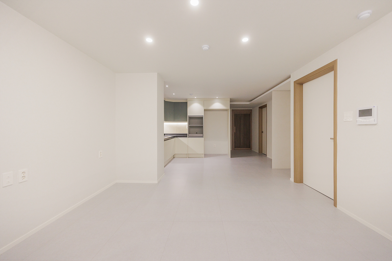 /user/i/idamdesign/editor/2602/b523035f681553ebca499d7816e1ede2_1770870339_3305.jpg 이미지크게보기