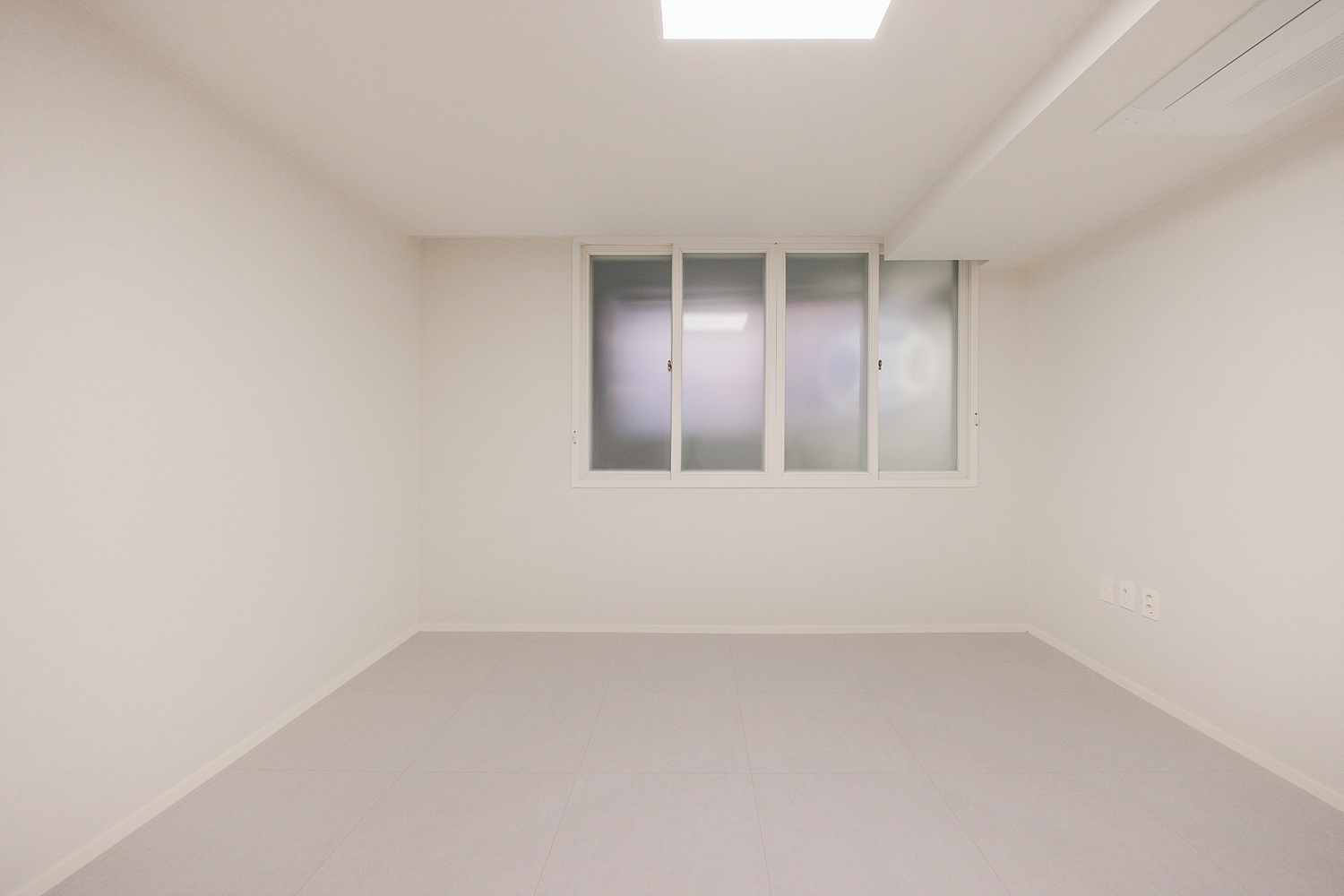 /user/i/idamdesign/editor/2602/b523035f681553ebca499d7816e1ede2_1770870341_5036.jpg 이미지크게보기