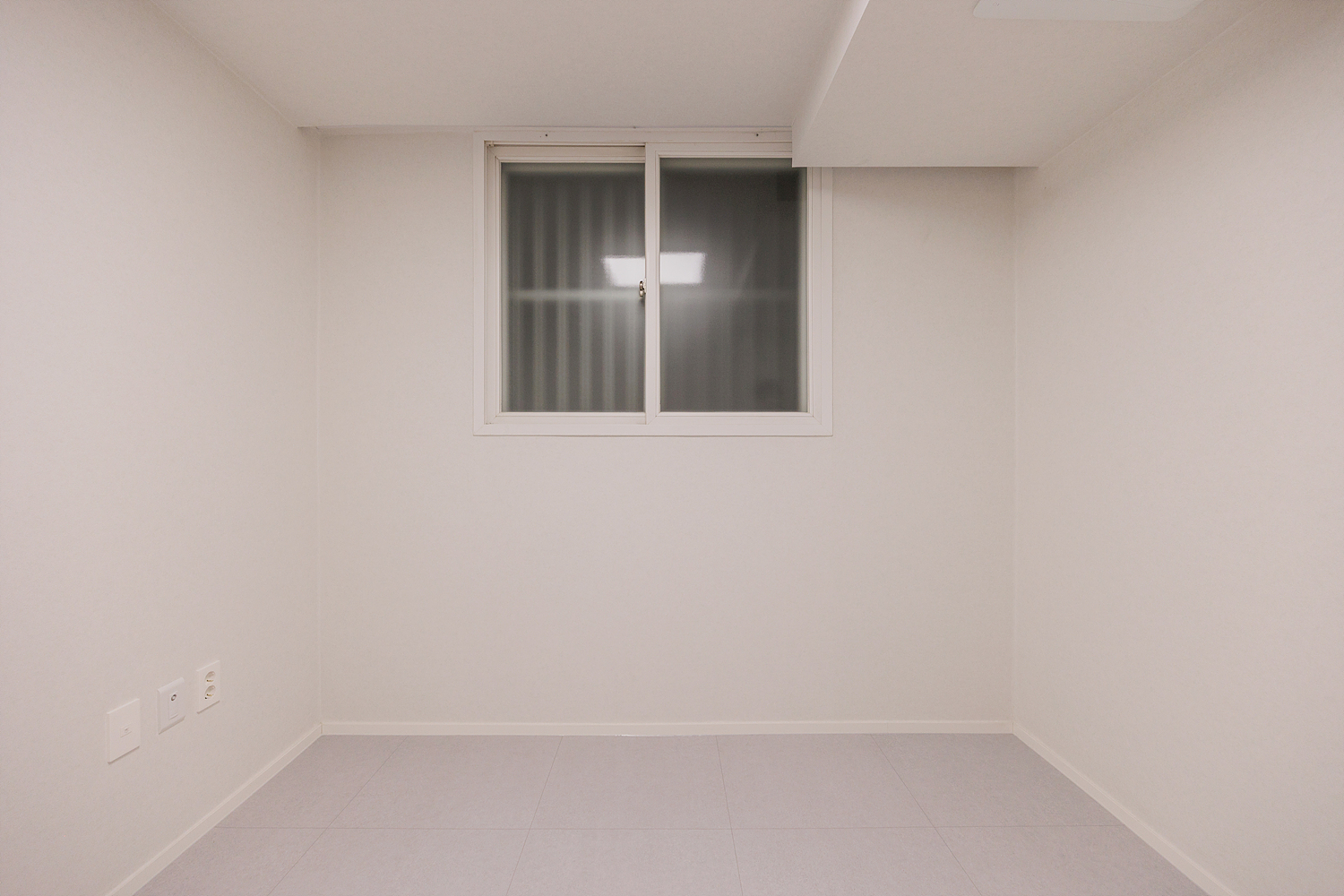 /user/i/idamdesign/editor/2602/b523035f681553ebca499d7816e1ede2_1770870457_1973.jpg 이미지크게보기