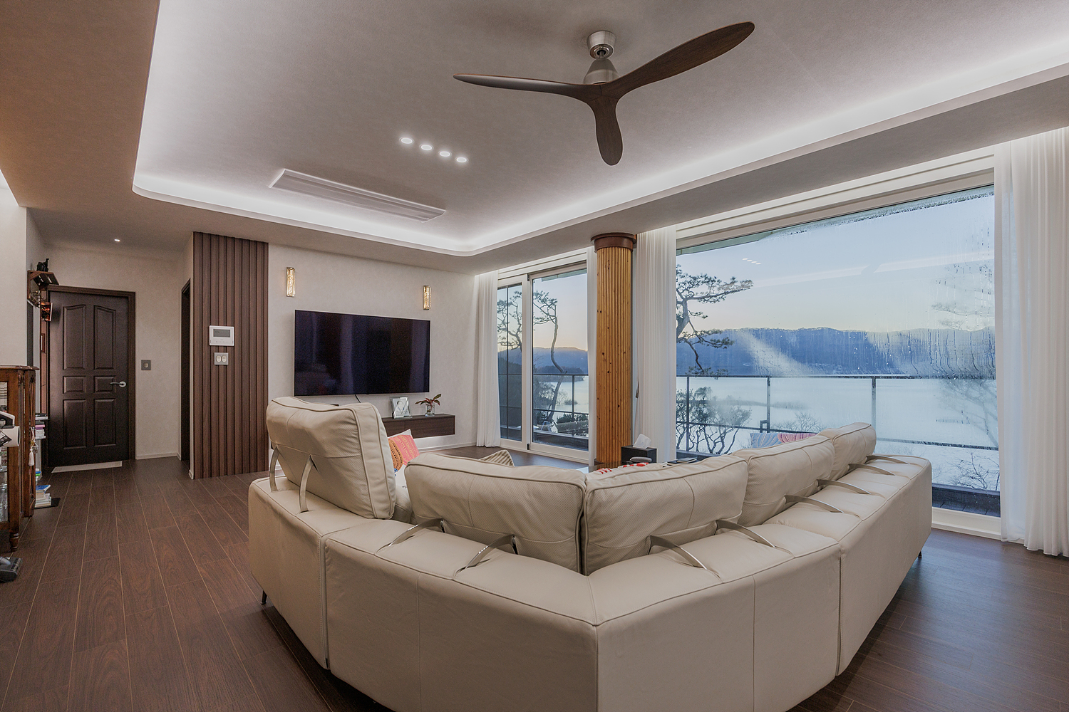 /user/i/idamdesign/editor/2602/c6305e318c93590b7fd9e92200e16ac1_1771824148_2269.jpg 이미지크게보기