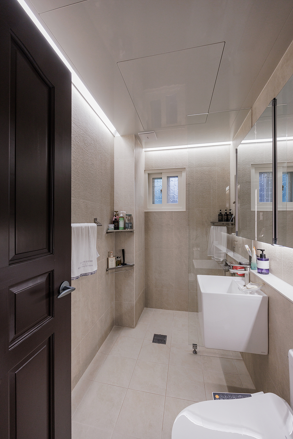/user/i/idamdesign/editor/2602/c6305e318c93590b7fd9e92200e16ac1_1771824160_6308.jpg 이미지크게보기