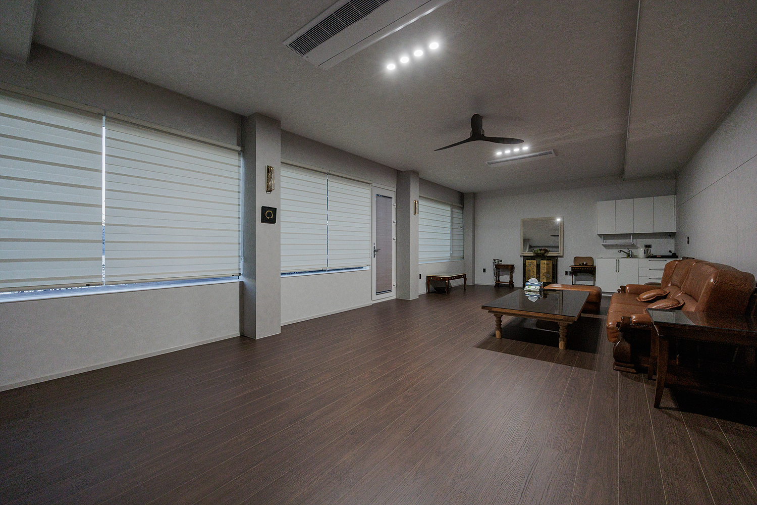 /user/i/idamdesign/editor/2602/c6305e318c93590b7fd9e92200e16ac1_1771824178_5512.jpg 이미지크게보기