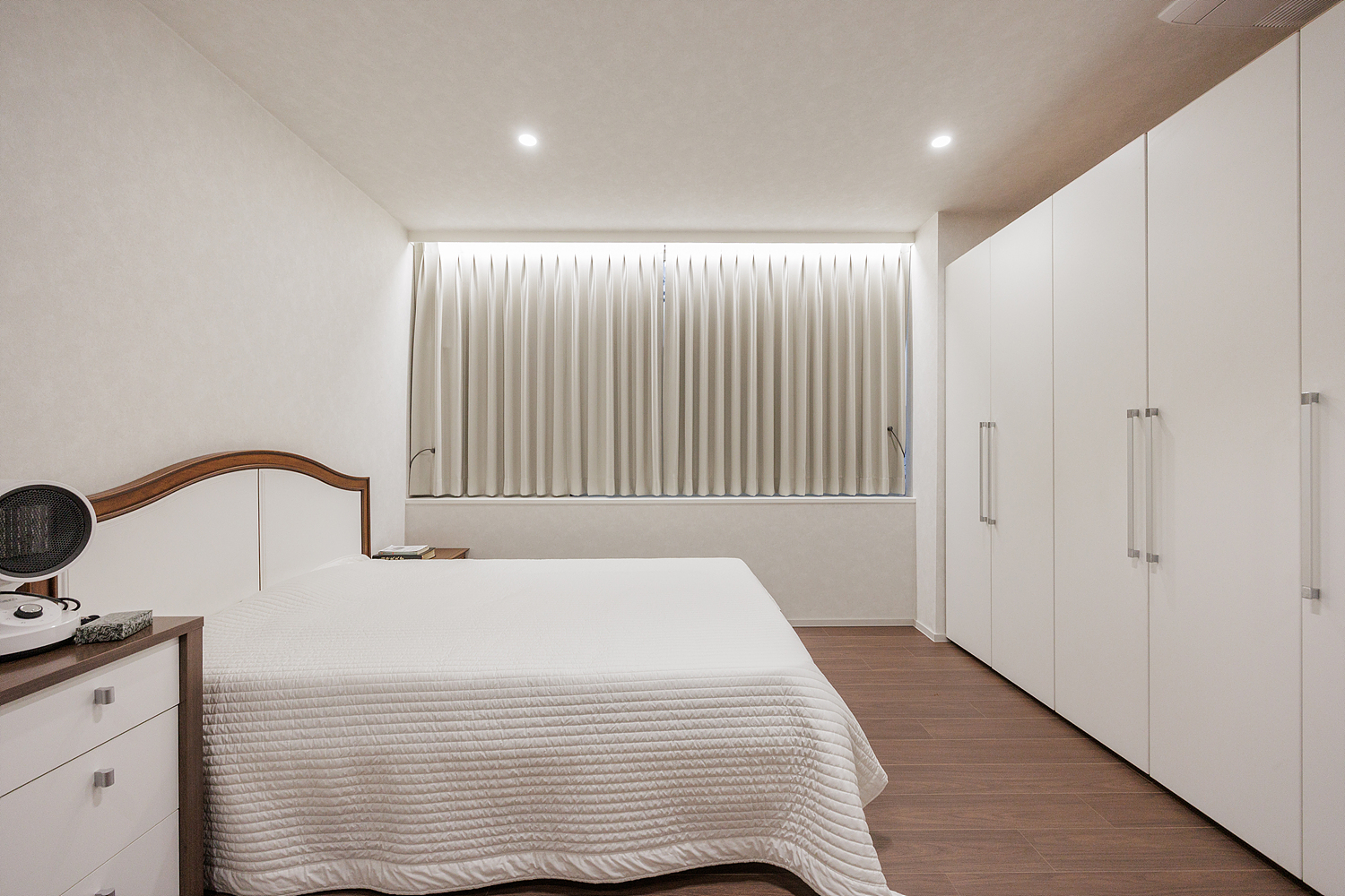 /user/i/idamdesign/editor/2602/c6305e318c93590b7fd9e92200e16ac1_1771824192_0428.jpg 이미지크게보기