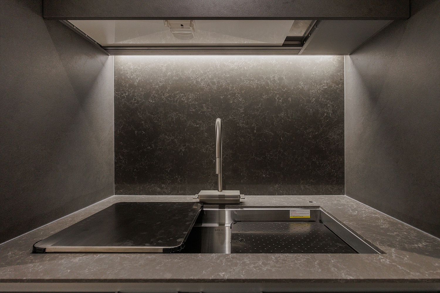 /user/i/idamdesign/editor/2602/cc7211ee77d011dbb56bf480b902db9f_1772164957_544.jpg 이미지크게보기