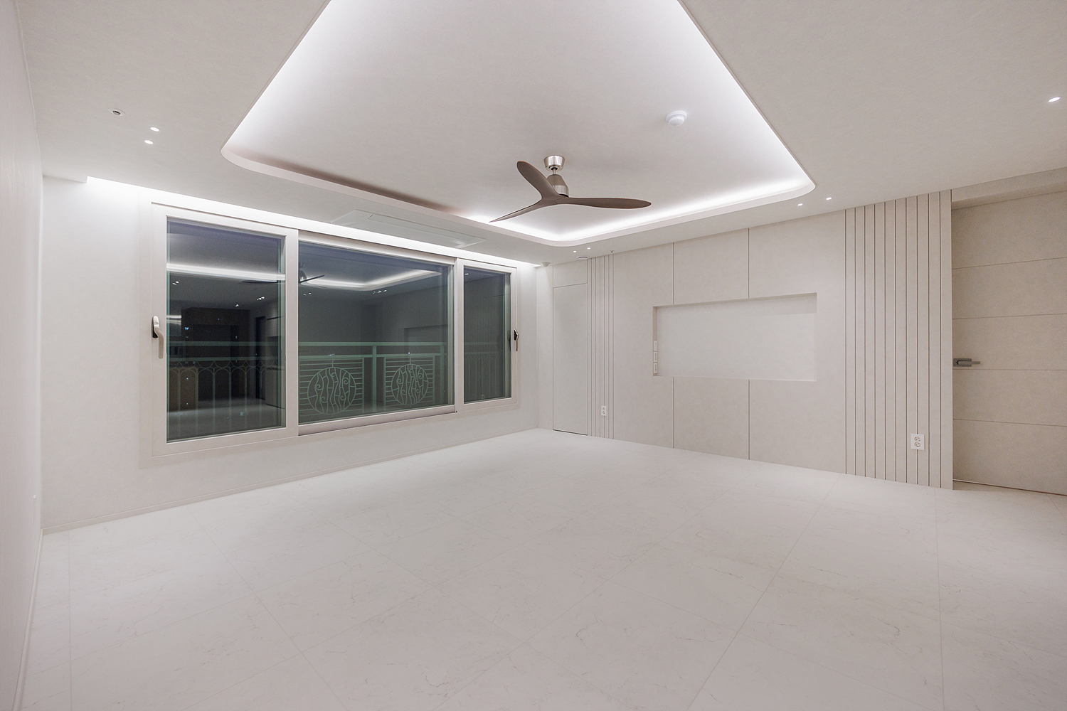 /user/i/idamdesign/editor/2603/6a65c187f1f2330804d412107d887873_1773033854_2243.jpg 이미지크게보기