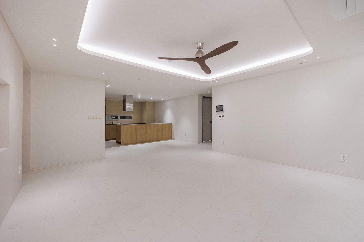 /user/i/idamdesign/editor/2603/6a65c187f1f2330804d412107d887873_1773033855_2464.jpg 이미지크게보기