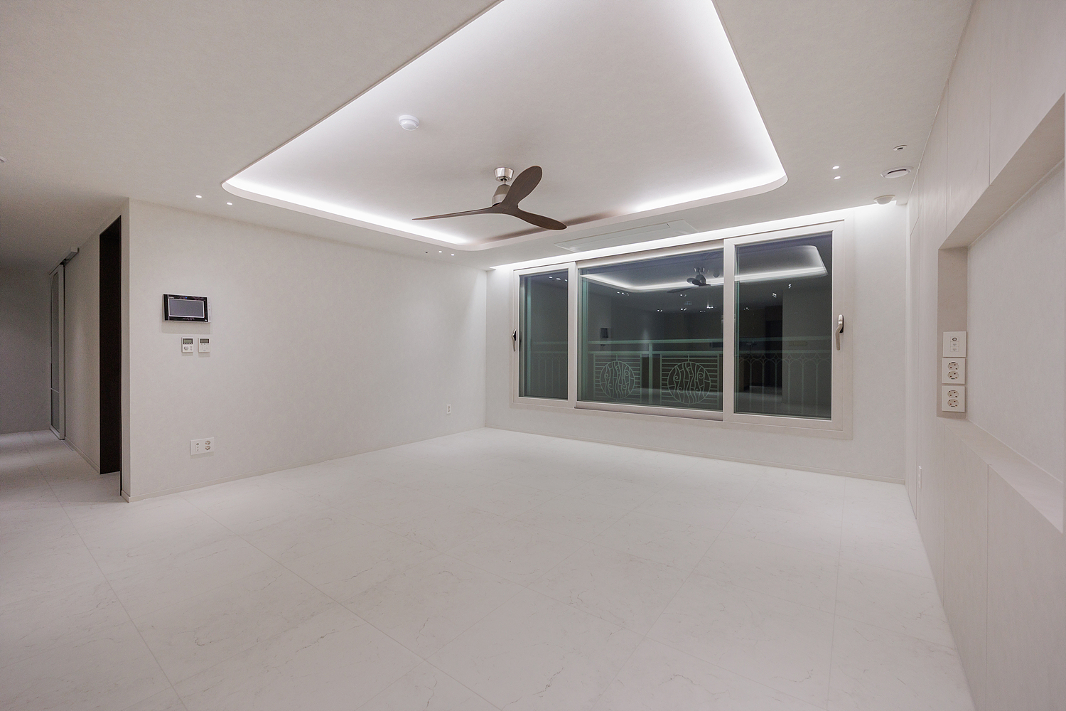 /user/i/idamdesign/editor/2603/6a65c187f1f2330804d412107d887873_1773033855_6175.jpg 이미지크게보기
