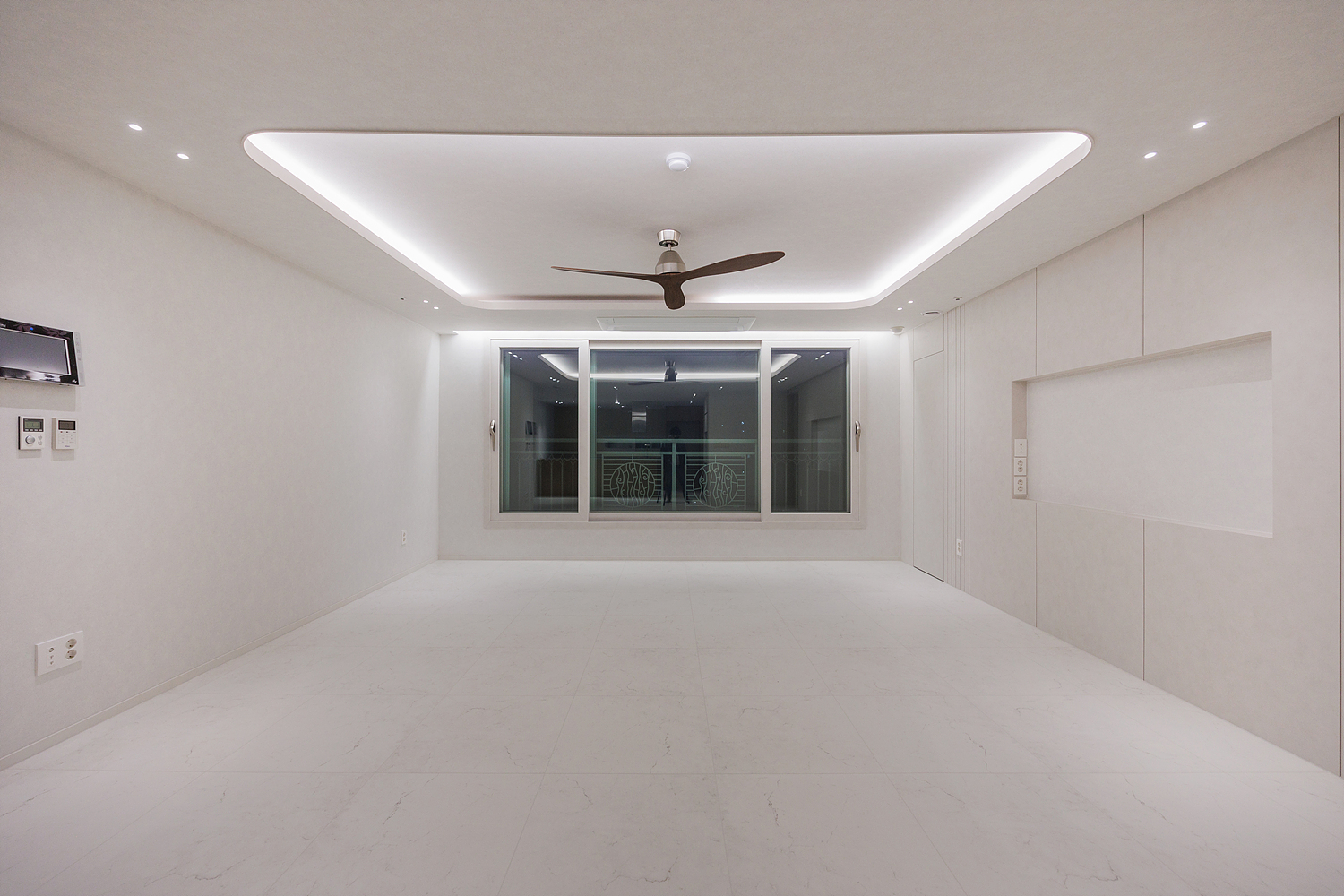 /user/i/idamdesign/editor/2603/6a65c187f1f2330804d412107d887873_1773033855_788.jpg 이미지크게보기