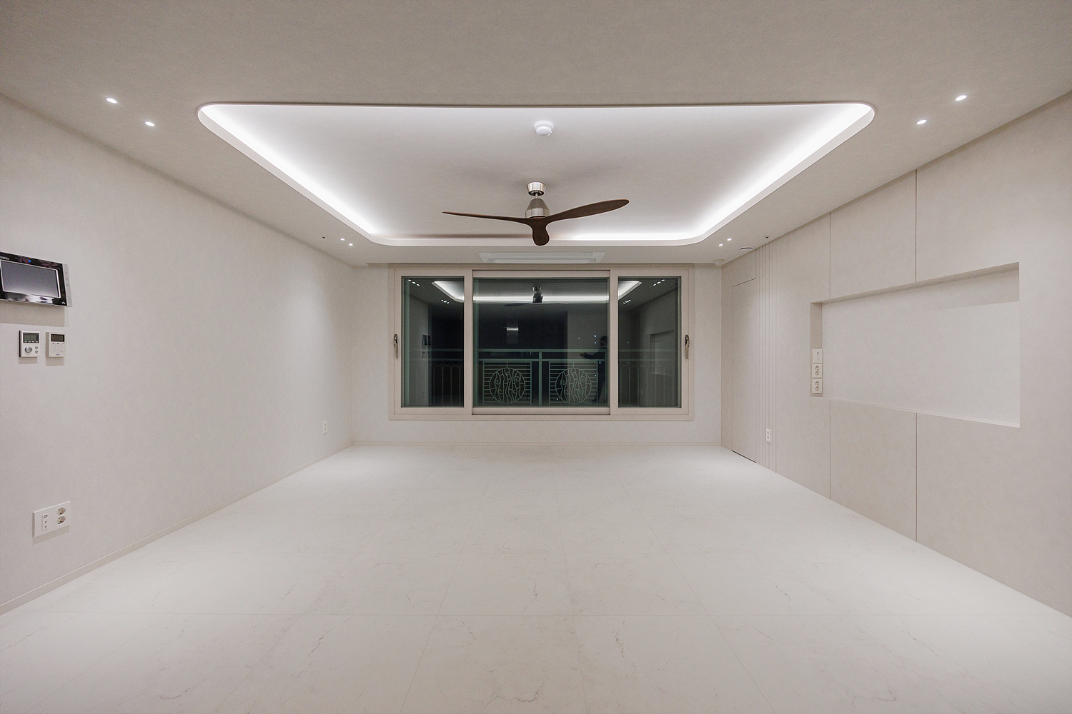 /user/i/idamdesign/editor/2603/6a65c187f1f2330804d412107d887873_1773033857_0552.jpg 이미지크게보기