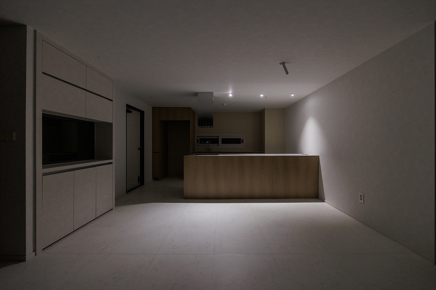 /user/i/idamdesign/editor/2603/6a65c187f1f2330804d412107d887873_1773033865_0054.jpg 이미지크게보기