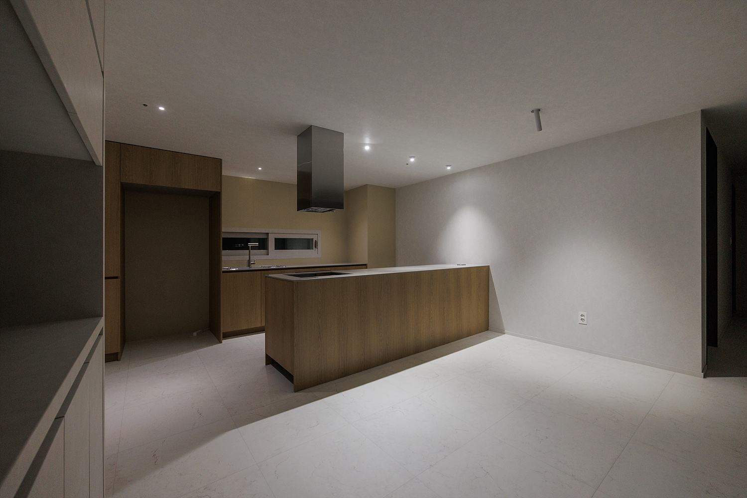/user/i/idamdesign/editor/2603/6a65c187f1f2330804d412107d887873_1773033865_9465.jpg 이미지크게보기