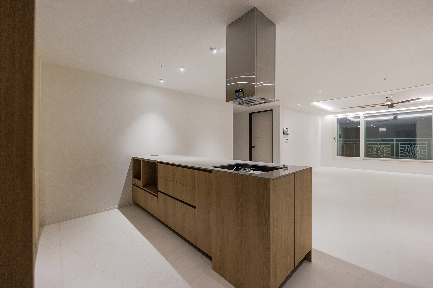 /user/i/idamdesign/editor/2603/6a65c187f1f2330804d412107d887873_1773033867_5143.jpg 이미지크게보기