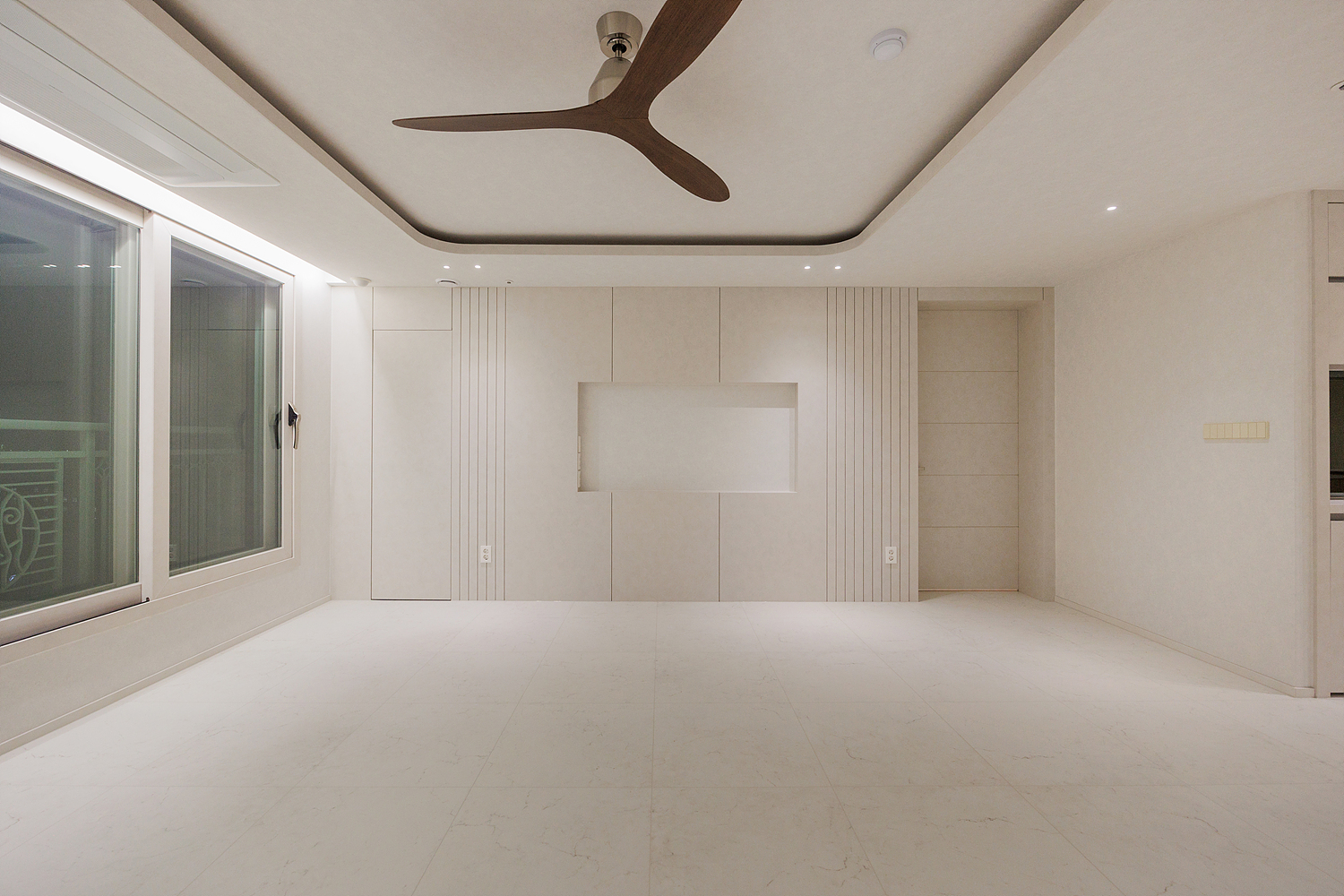 /user/i/idamdesign/editor/2603/6a65c187f1f2330804d412107d887873_1773033873_9503.jpg 이미지크게보기