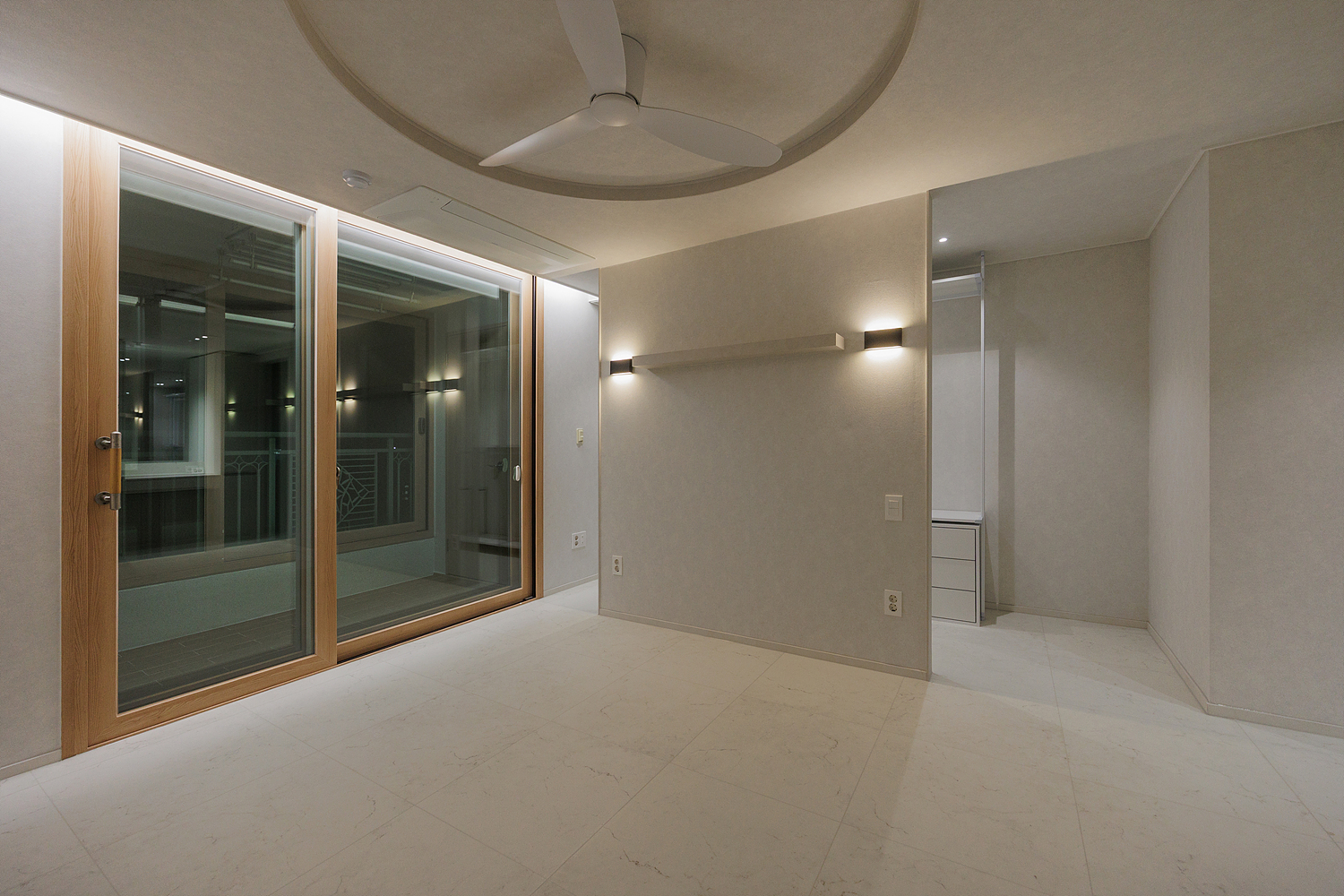 /user/i/idamdesign/editor/2603/6a65c187f1f2330804d412107d887873_1773033881_3409.jpg 이미지크게보기