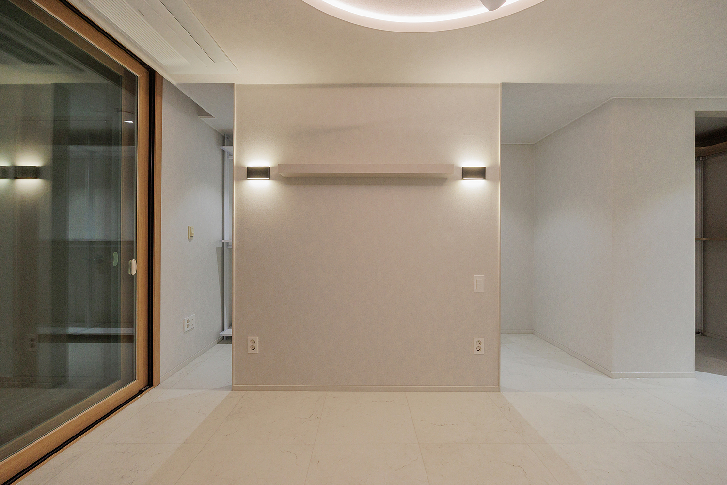 /user/i/idamdesign/editor/2603/6a65c187f1f2330804d412107d887873_1773033882_1715.jpg 이미지크게보기