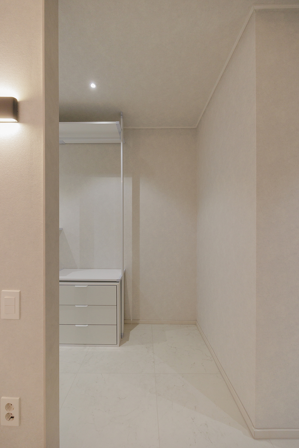 /user/i/idamdesign/editor/2603/6a65c187f1f2330804d412107d887873_1773033884_6118.jpg 이미지크게보기