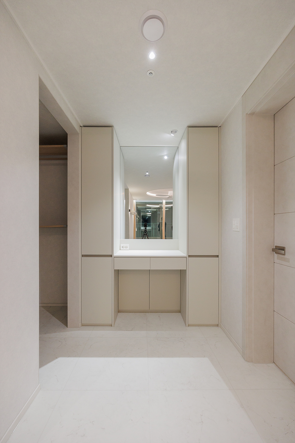 /user/i/idamdesign/editor/2603/6a65c187f1f2330804d412107d887873_1773033889_6912.jpg 이미지크게보기