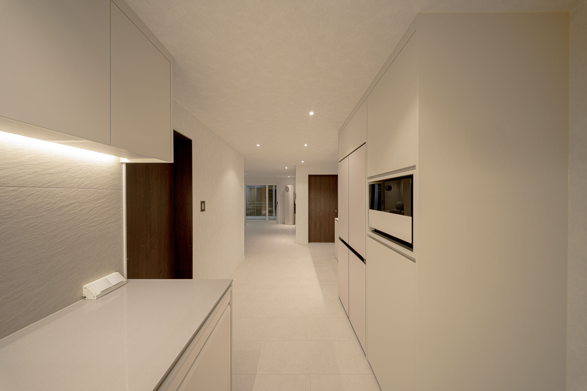 /user/i/idamdesign/editor/2603/80235362e248a12ae9ed3c581d989b3c_1772683909_2644.jpg 이미지크게보기