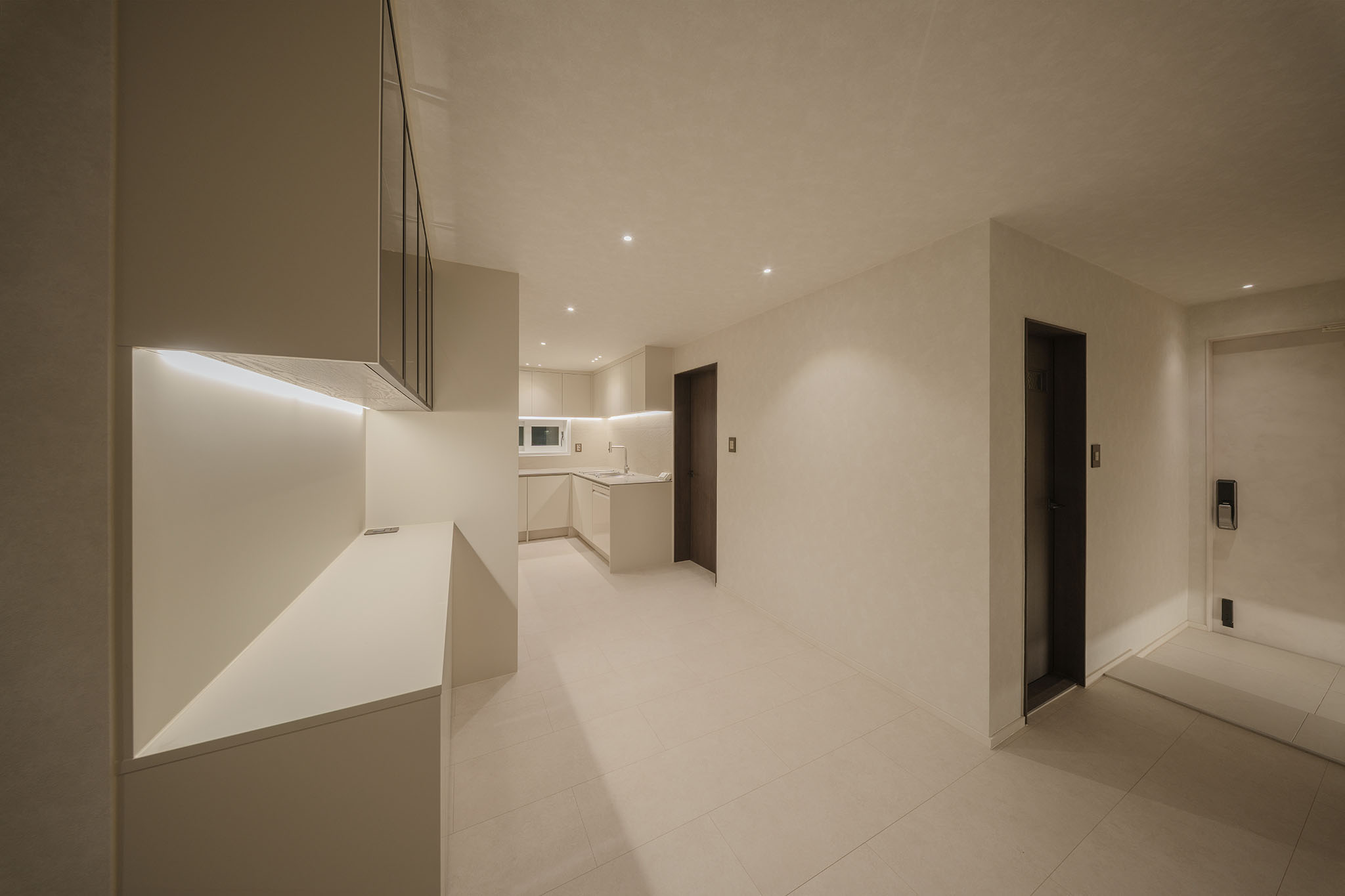 /user/i/idamdesign/editor/2603/80235362e248a12ae9ed3c581d989b3c_1772683917_2893.jpg 이미지크게보기