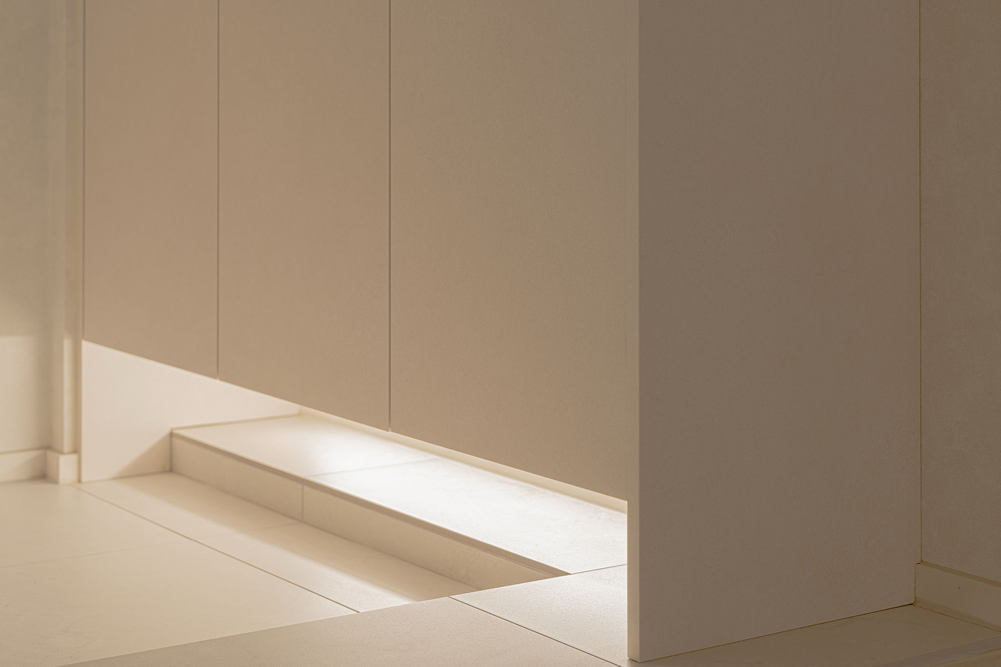 /user/i/idamdesign/editor/2603/80235362e248a12ae9ed3c581d989b3c_1772683918_6705.jpg 이미지크게보기