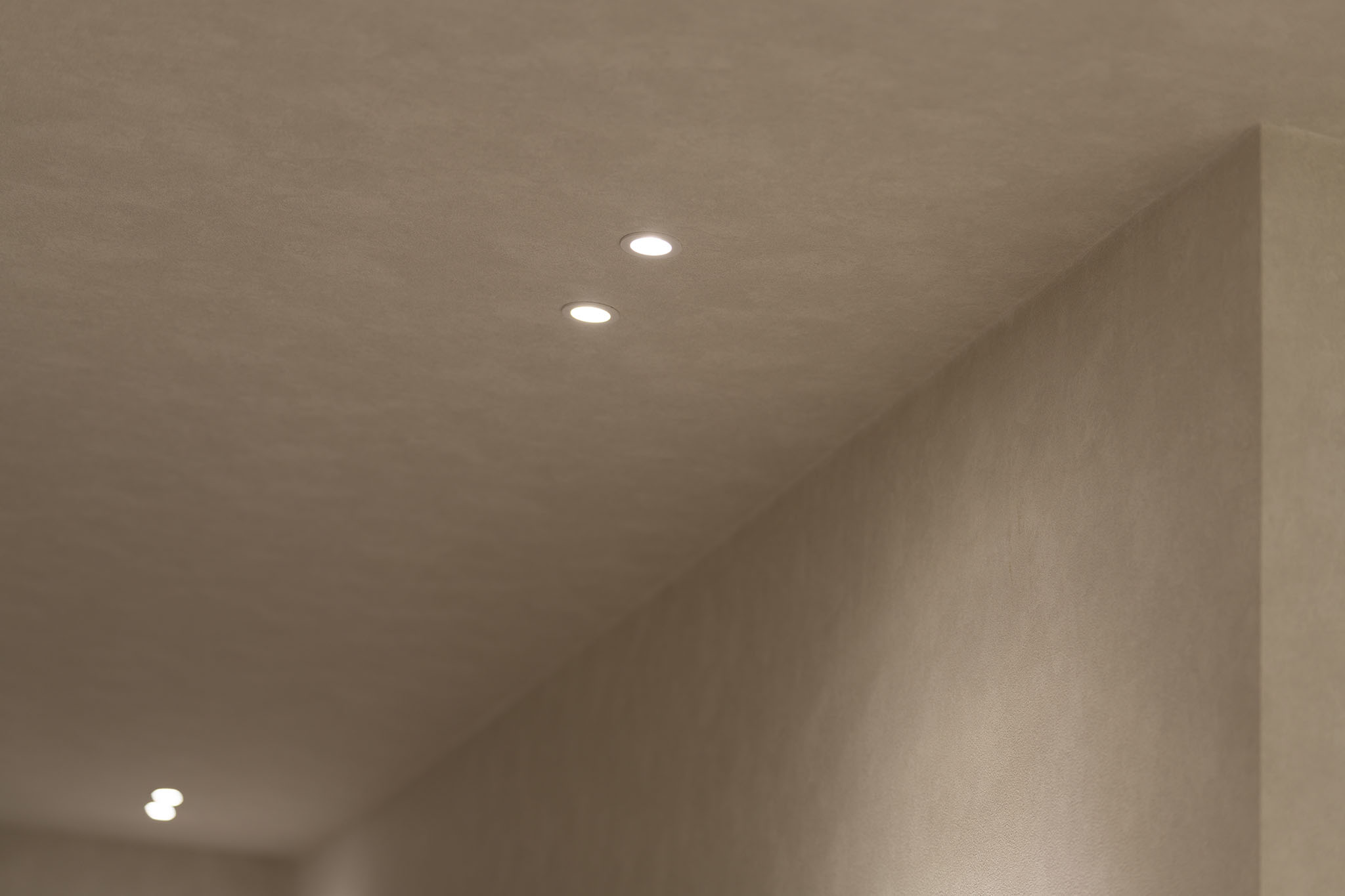 /user/i/idamdesign/editor/2603/80235362e248a12ae9ed3c581d989b3c_1772683924_6367.jpg 이미지크게보기