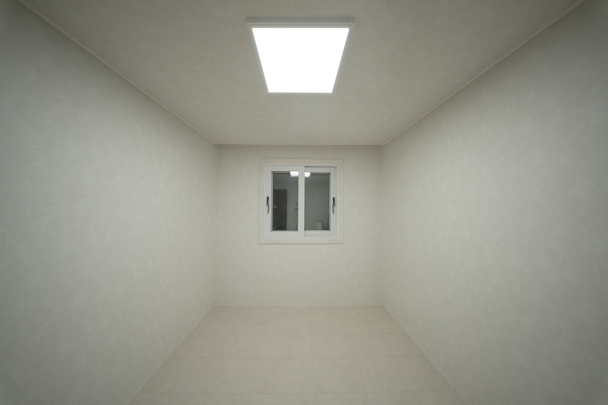 /user/i/idamdesign/editor/2603/80235362e248a12ae9ed3c581d989b3c_1772683961_5862.jpg 이미지크게보기
