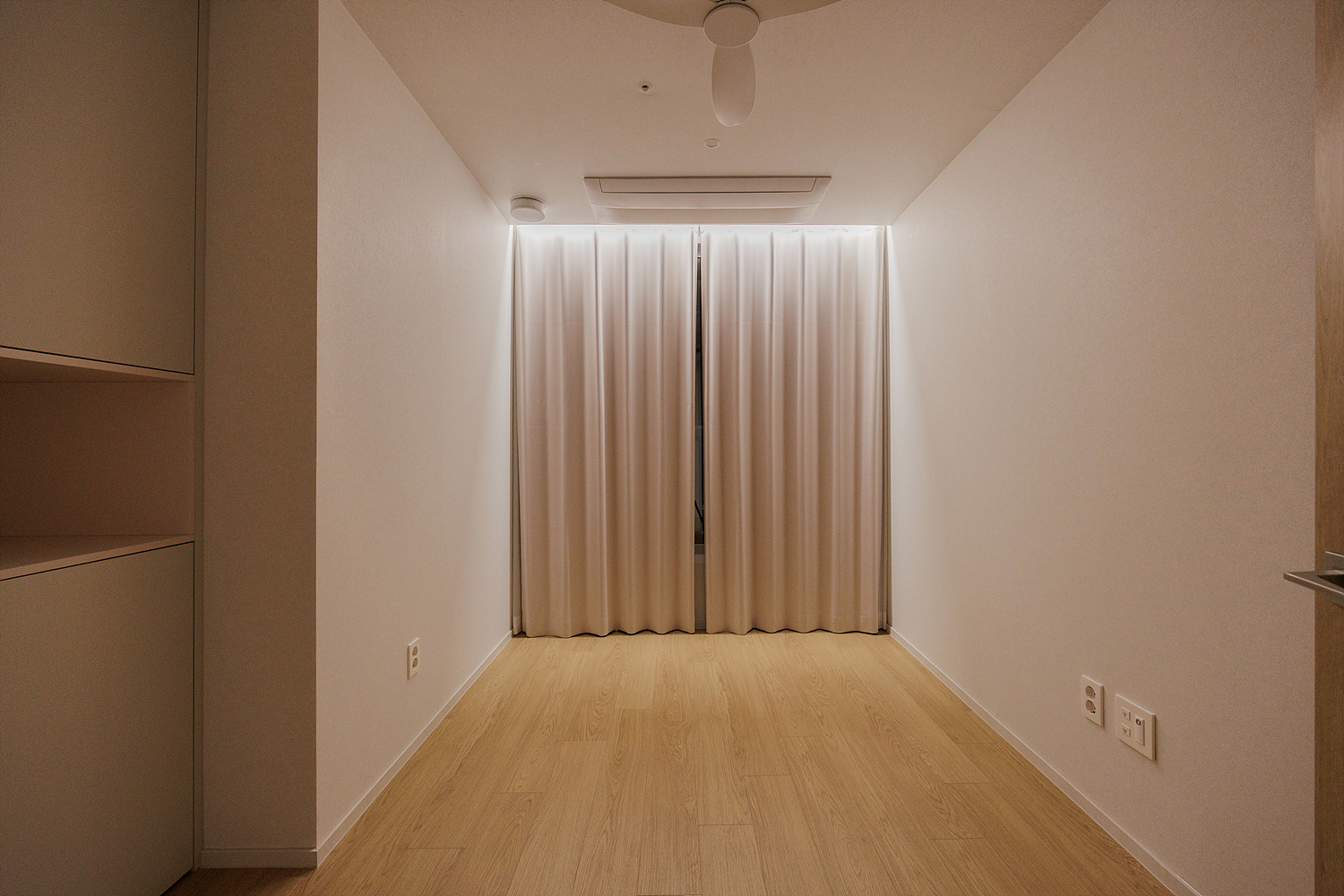/user/i/idamdesign/editor/2603/82c543580aacd4dee628a557638a1310_1773637939_699.jpg 이미지크게보기