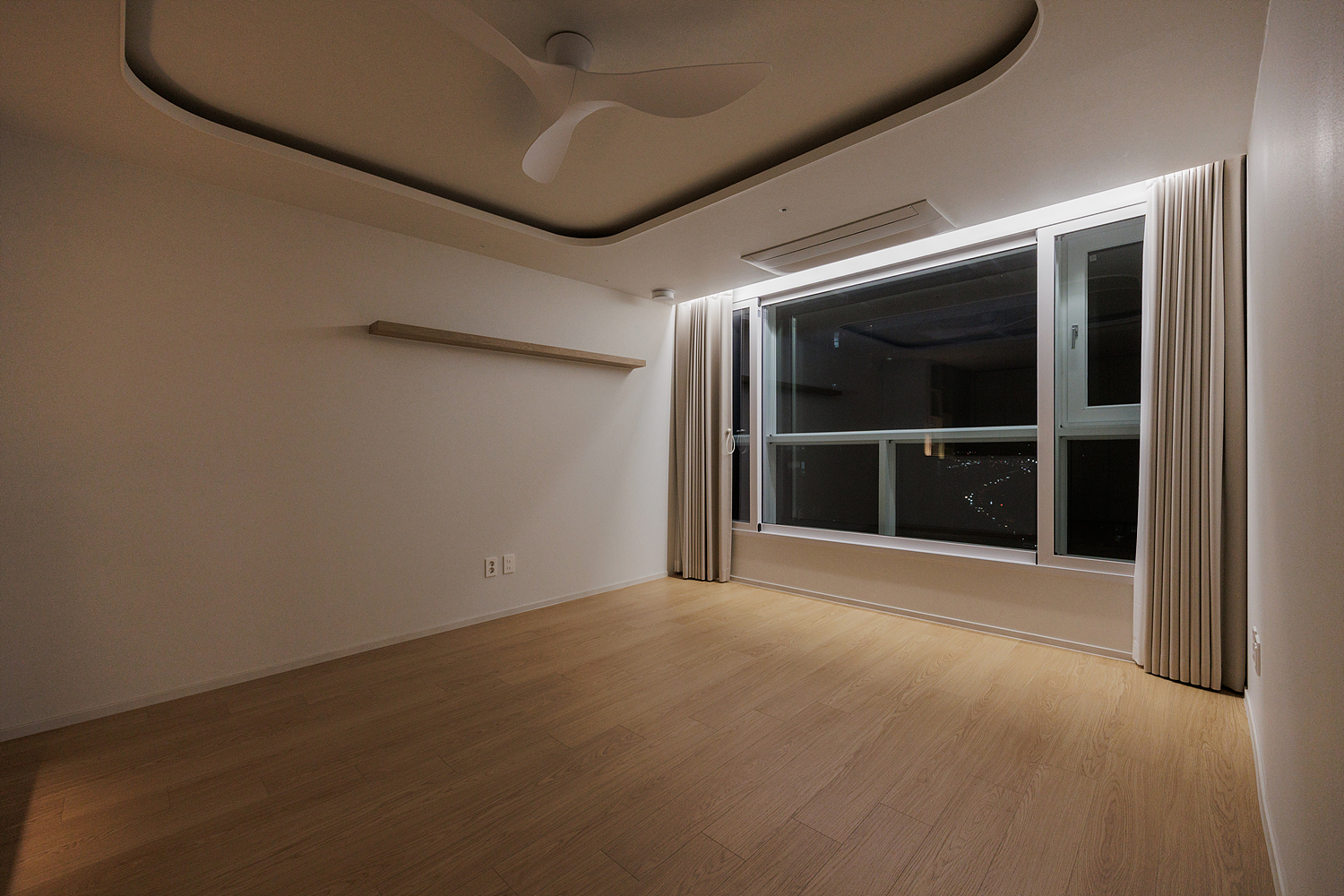 /user/i/idamdesign/editor/2603/82c543580aacd4dee628a557638a1310_1773637941_6944.jpg 이미지크게보기