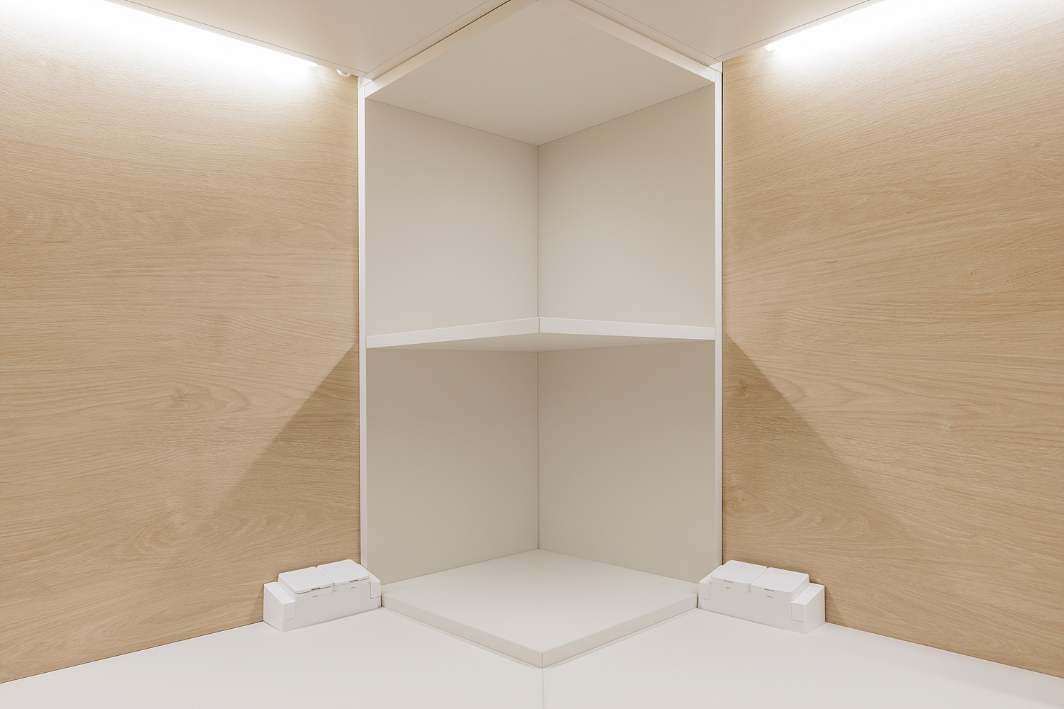 /user/i/idamdesign/editor/2603/82c543580aacd4dee628a557638a1310_1773638230_857.jpg 이미지크게보기
