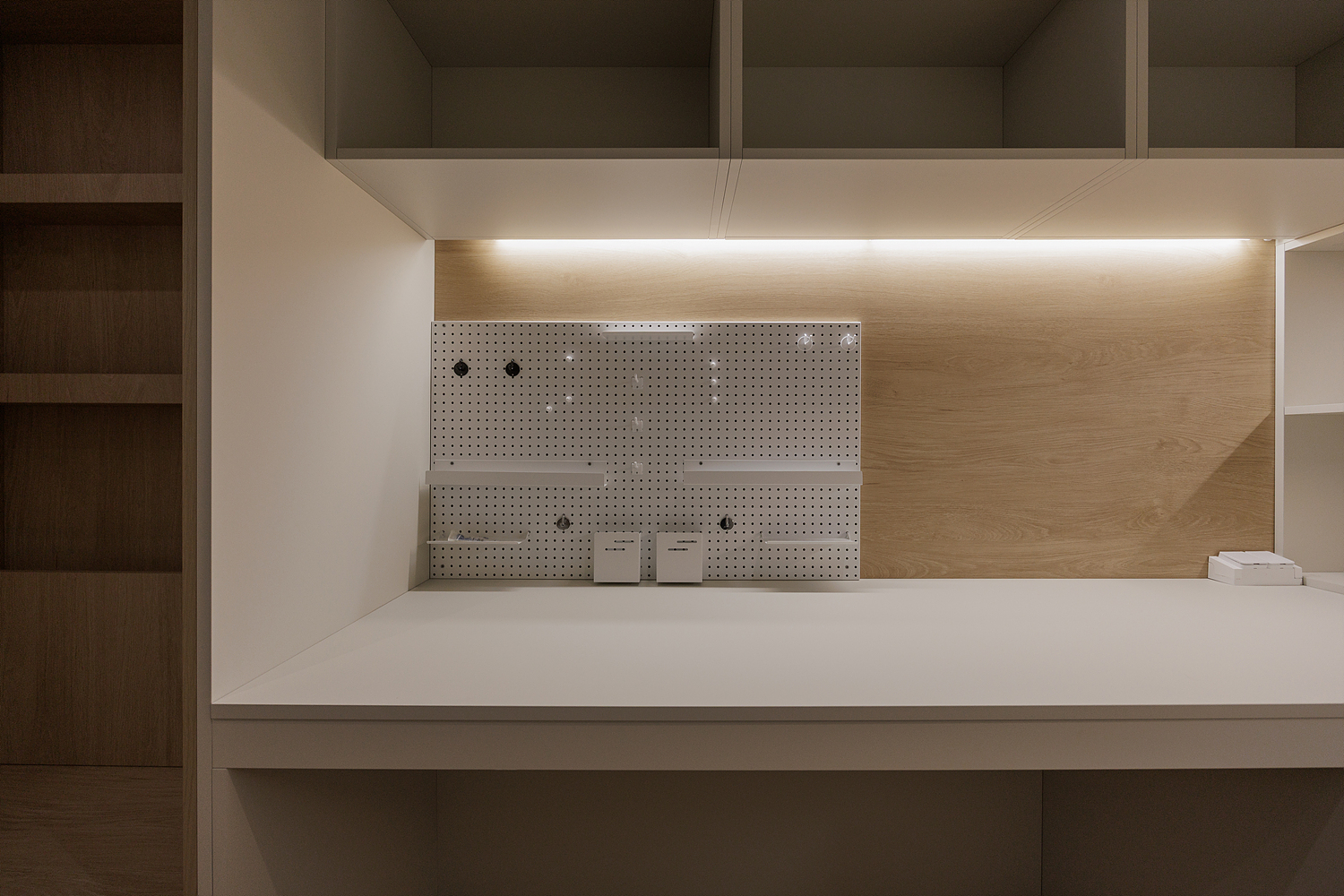/user/i/idamdesign/editor/2603/82c543580aacd4dee628a557638a1310_1773638231_2664.jpg 이미지크게보기