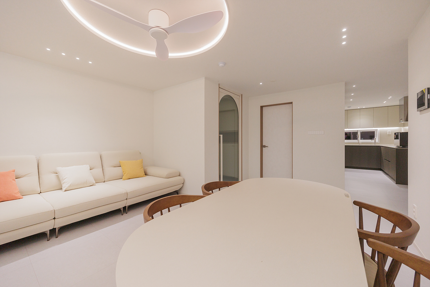 /user/i/idamdesign/editor/2603/b13e63c793e833661c214878363bcfe3_1774846849_5417.jpg 이미지크게보기