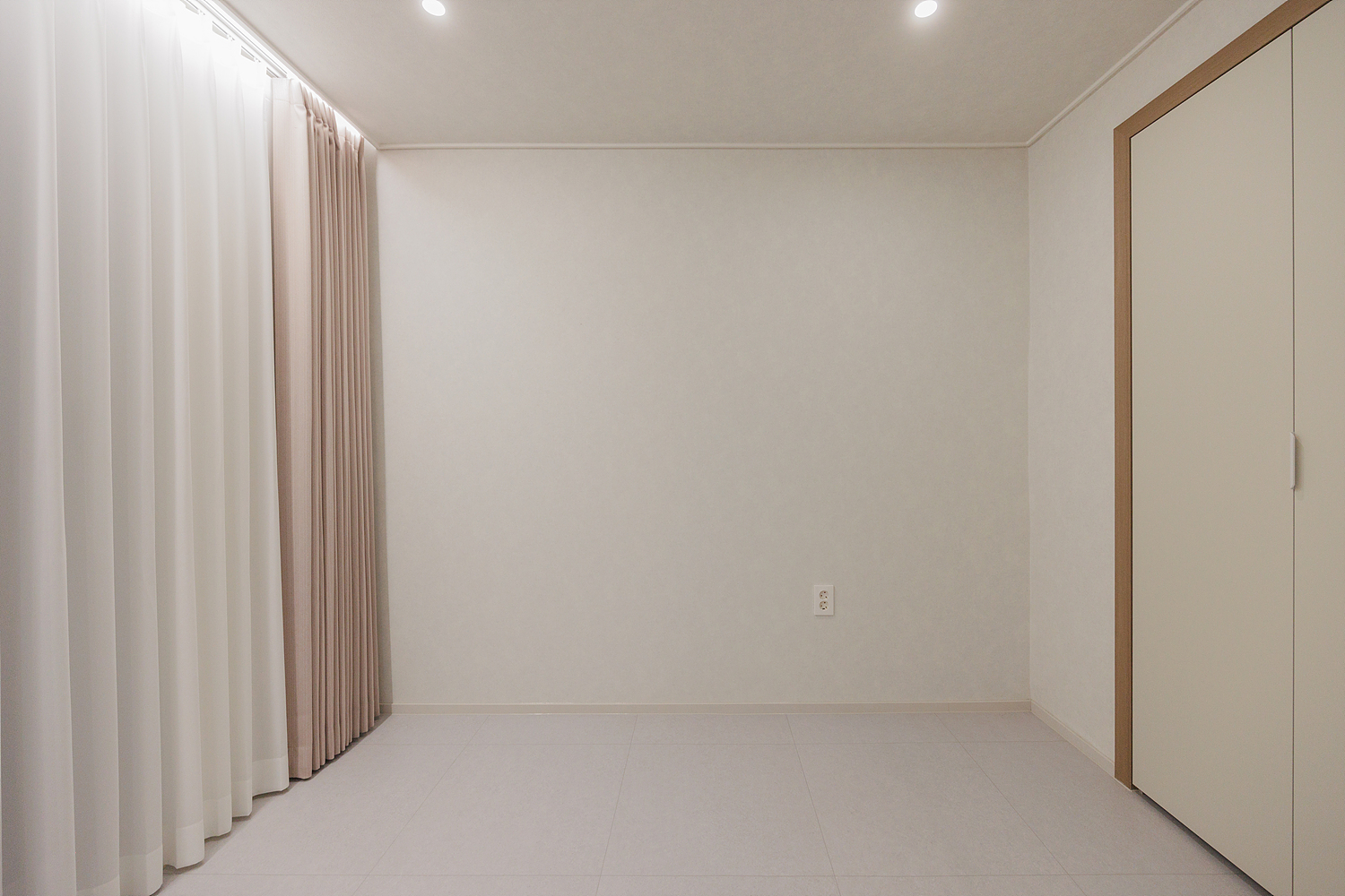 /user/i/idamdesign/editor/2603/b13e63c793e833661c214878363bcfe3_1774846924_2357.jpg 이미지크게보기