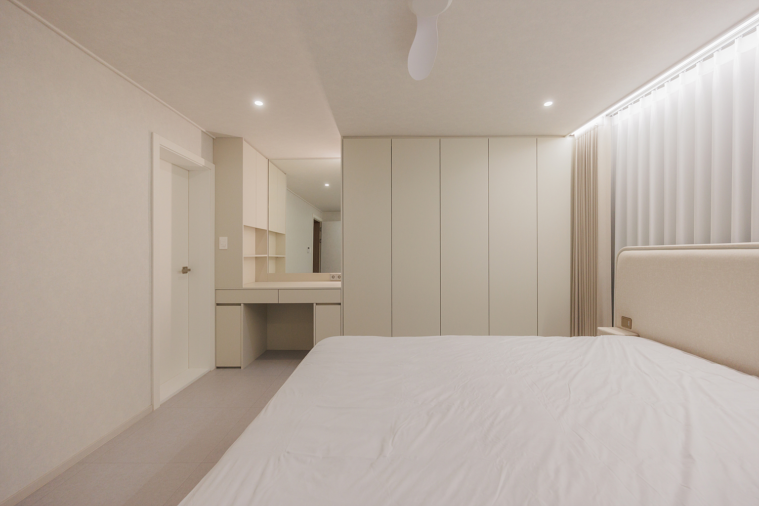/user/i/idamdesign/editor/2603/b13e63c793e833661c214878363bcfe3_1774846926_2748.jpg 이미지크게보기