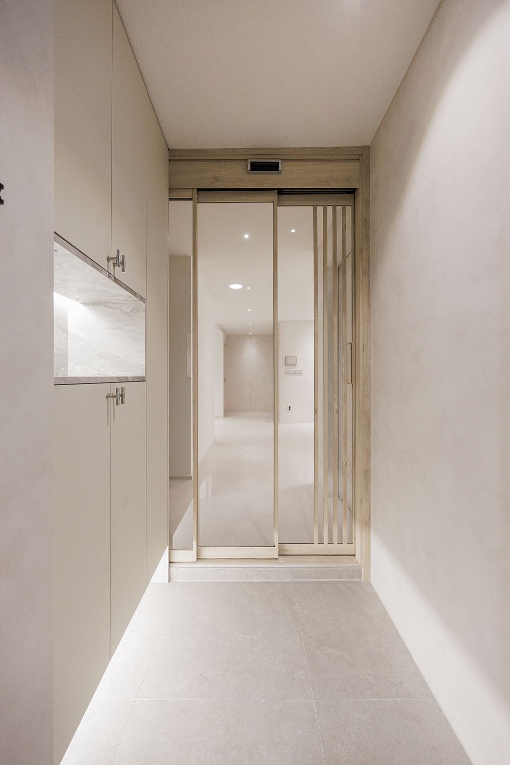 /user/i/idamdesign/editor/2603/b2bde5350571531480c4816eece074f6_1774586358_9365.jpg 이미지크게보기