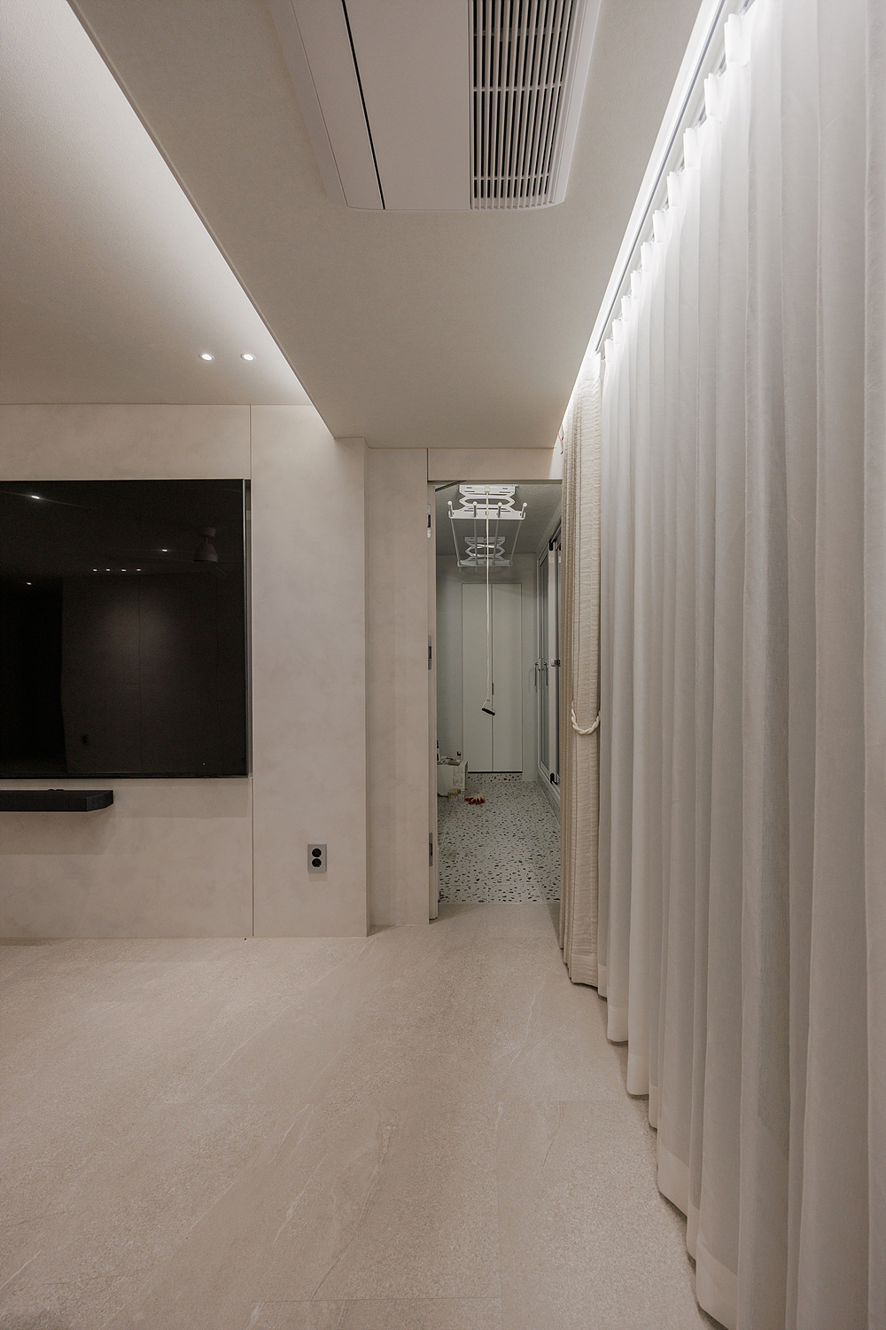 /user/i/idamdesign/editor/2603/b2bde5350571531480c4816eece074f6_1774586367_4781.jpg 이미지크게보기