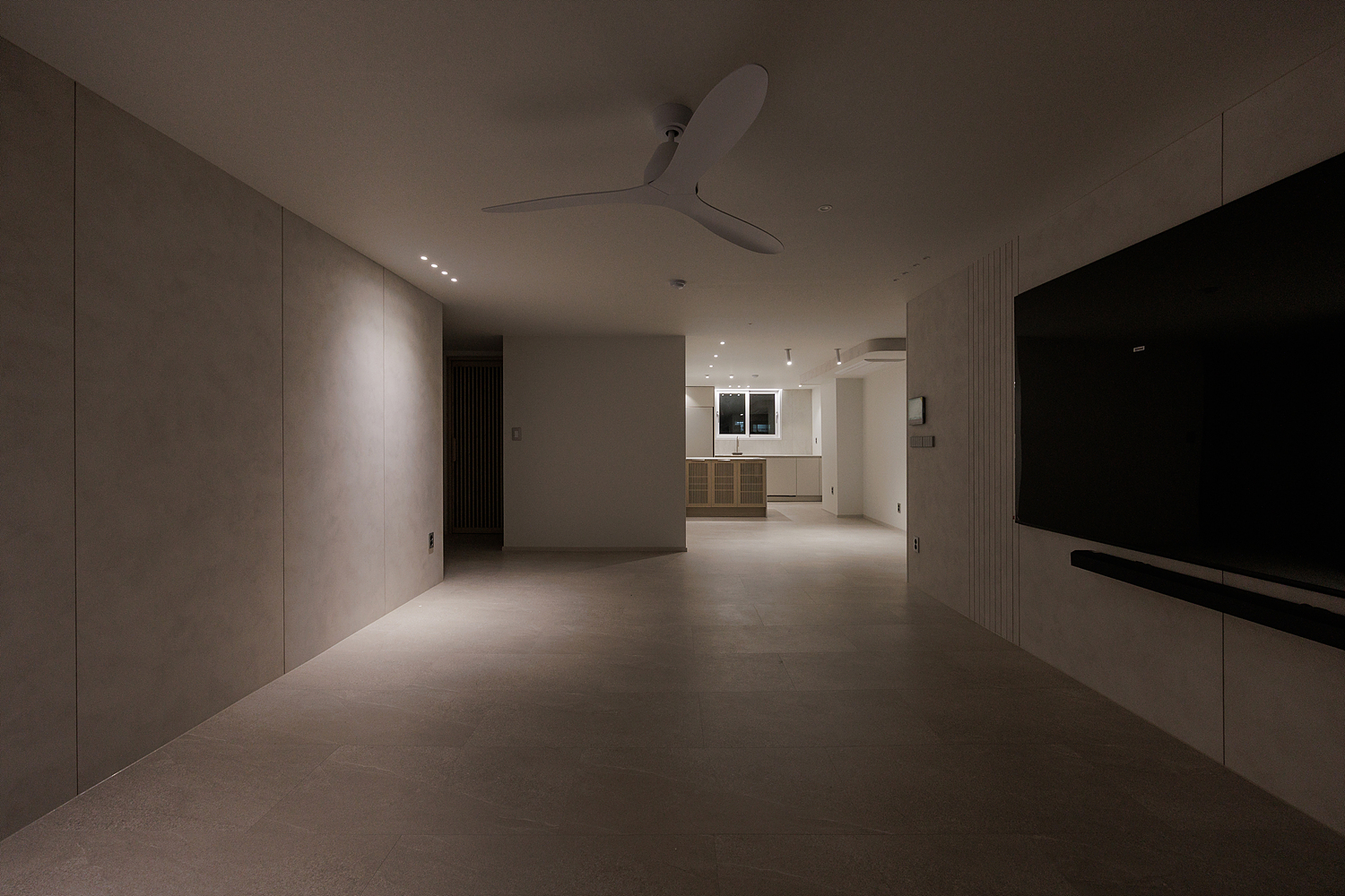 /user/i/idamdesign/editor/2603/b2bde5350571531480c4816eece074f6_1774586368_2649.jpg 이미지크게보기