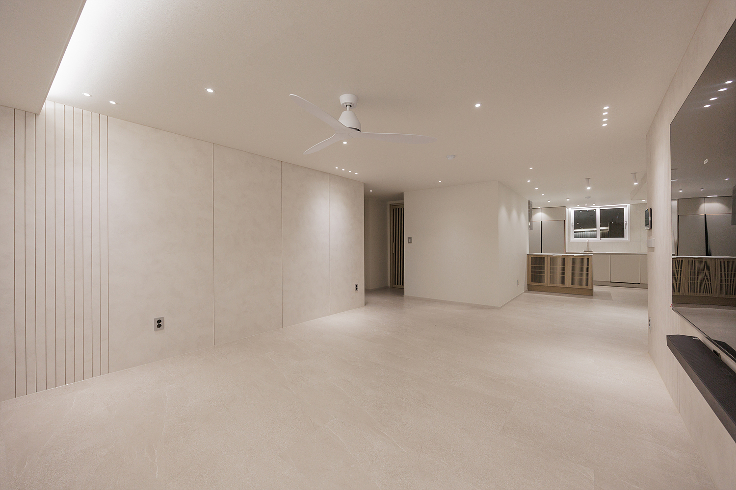 /user/i/idamdesign/editor/2603/b2bde5350571531480c4816eece074f6_1774586368_915.jpg 이미지크게보기