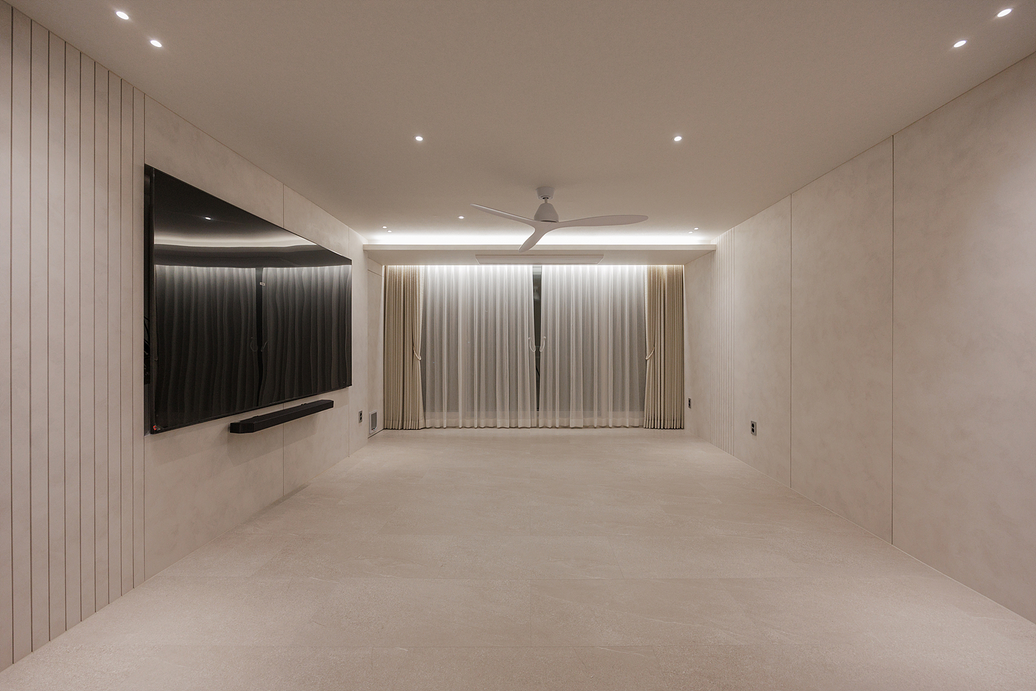 /user/i/idamdesign/editor/2603/b2bde5350571531480c4816eece074f6_1774586369_753.jpg 이미지크게보기
