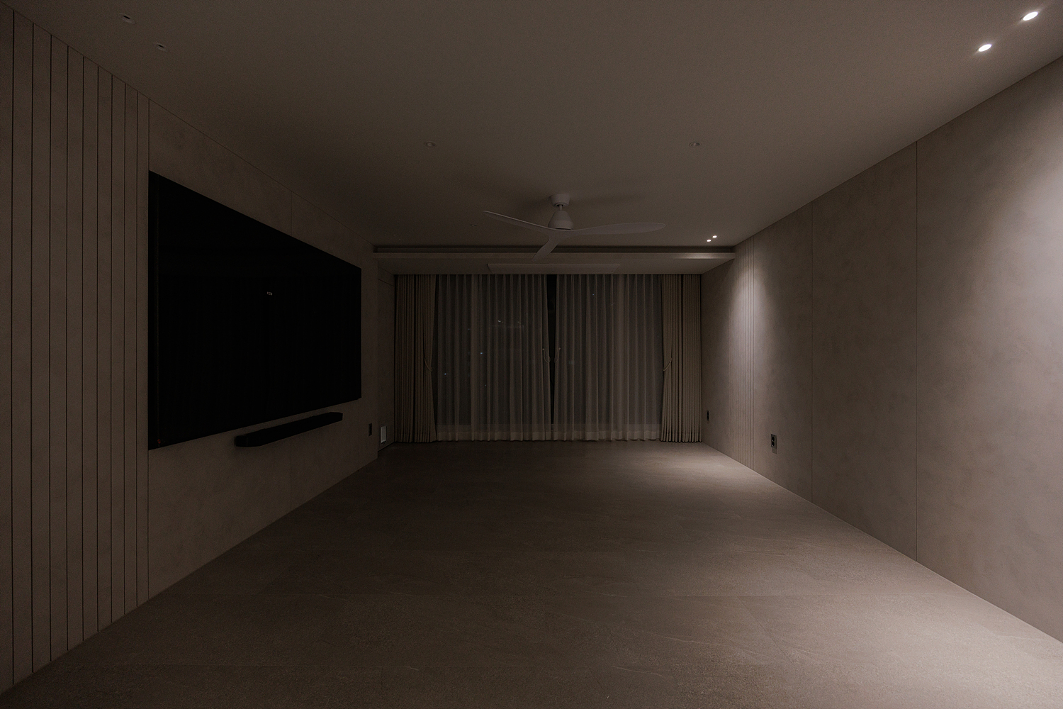 /user/i/idamdesign/editor/2603/b2bde5350571531480c4816eece074f6_1774586370_3817.jpg 이미지크게보기