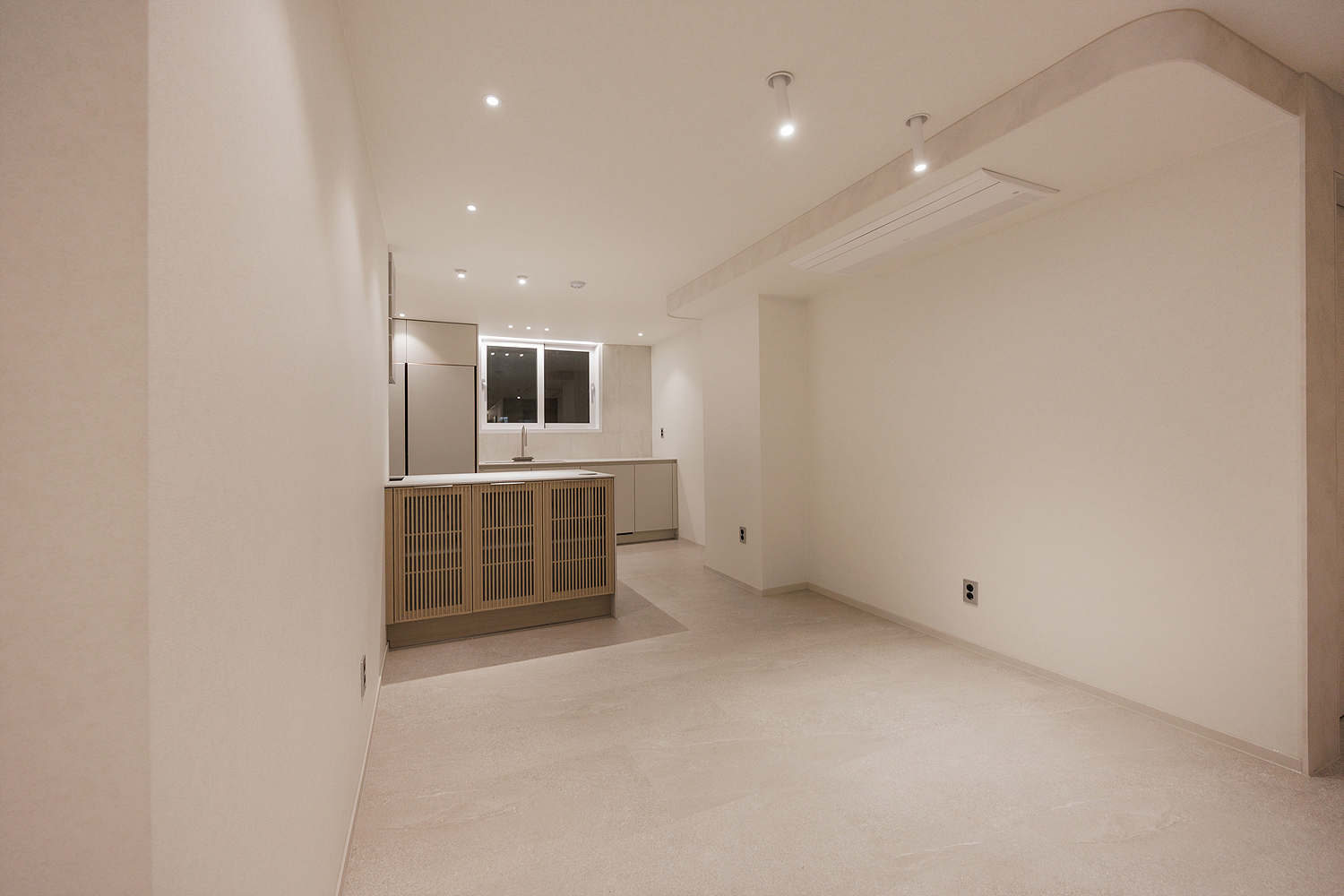 /user/i/idamdesign/editor/2603/b2bde5350571531480c4816eece074f6_1774586395_8886.jpg 이미지크게보기