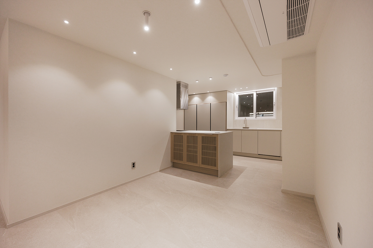 /user/i/idamdesign/editor/2603/b2bde5350571531480c4816eece074f6_1774586396_0871.jpg 이미지크게보기